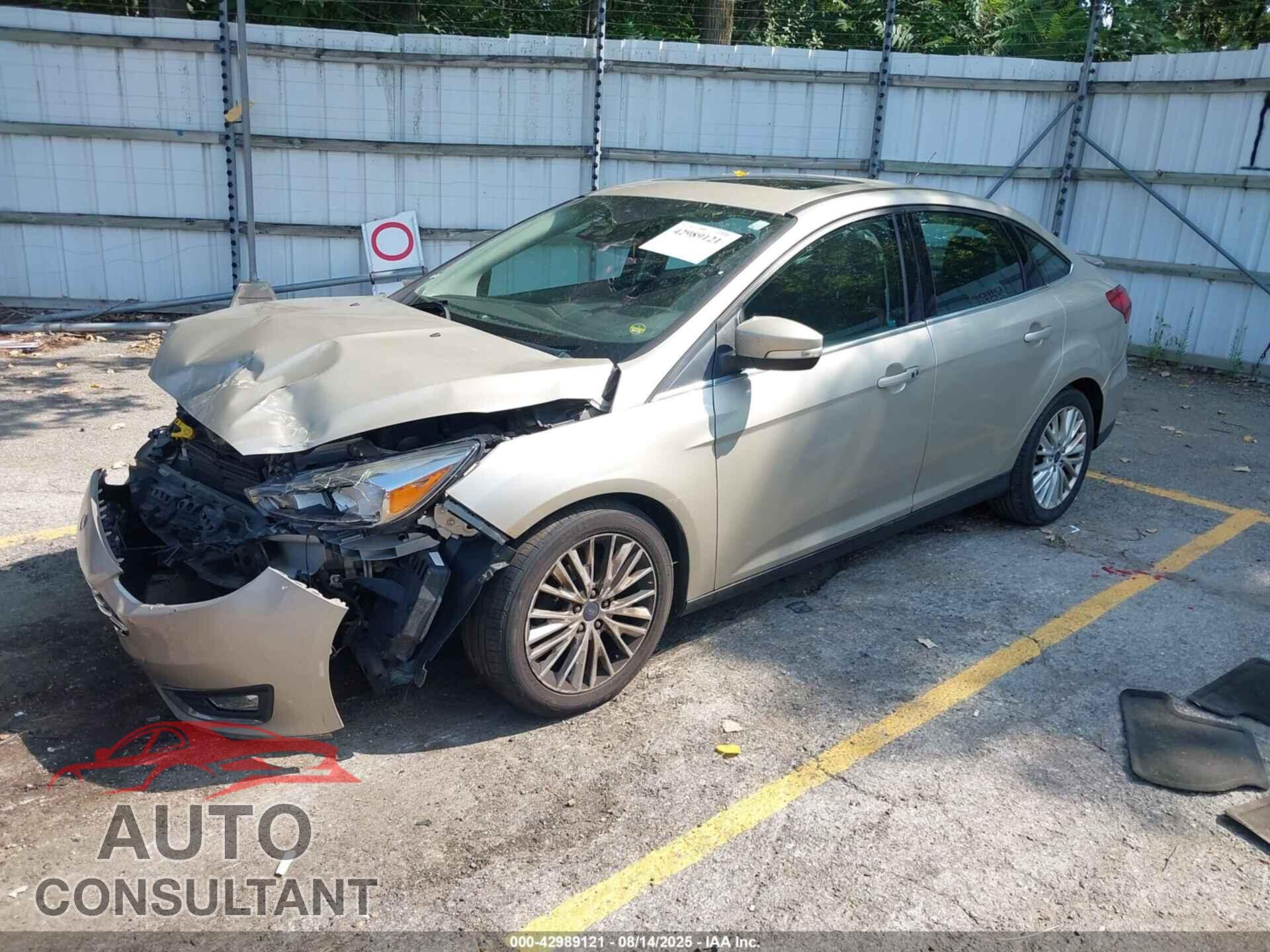FORD FOCUS 2017 - 1FADP3J28HL331830