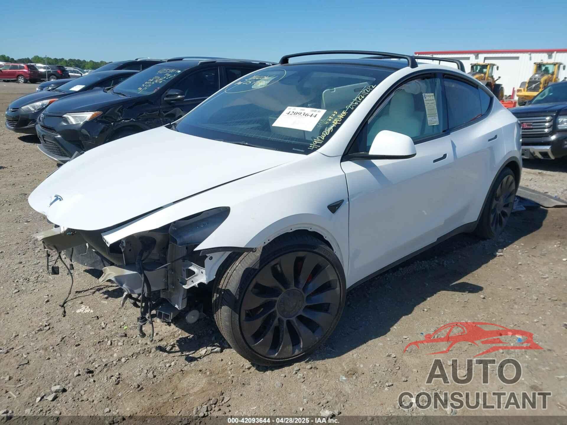 TESLA MODEL Y 2023 - 7SAYGDEF2PF858782