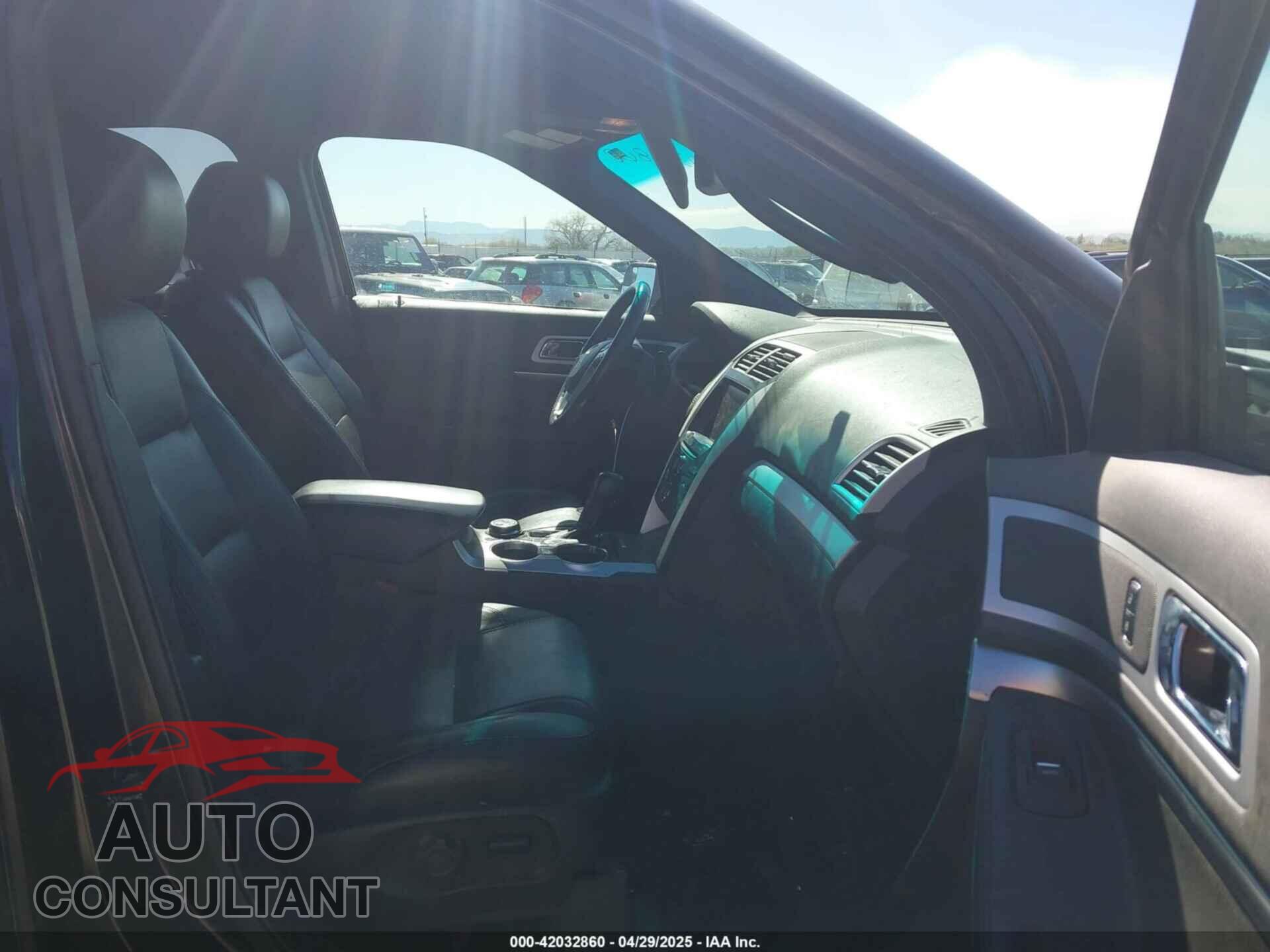 FORD EXPLORER 2015 - 1FM5K8D8XFGB11441