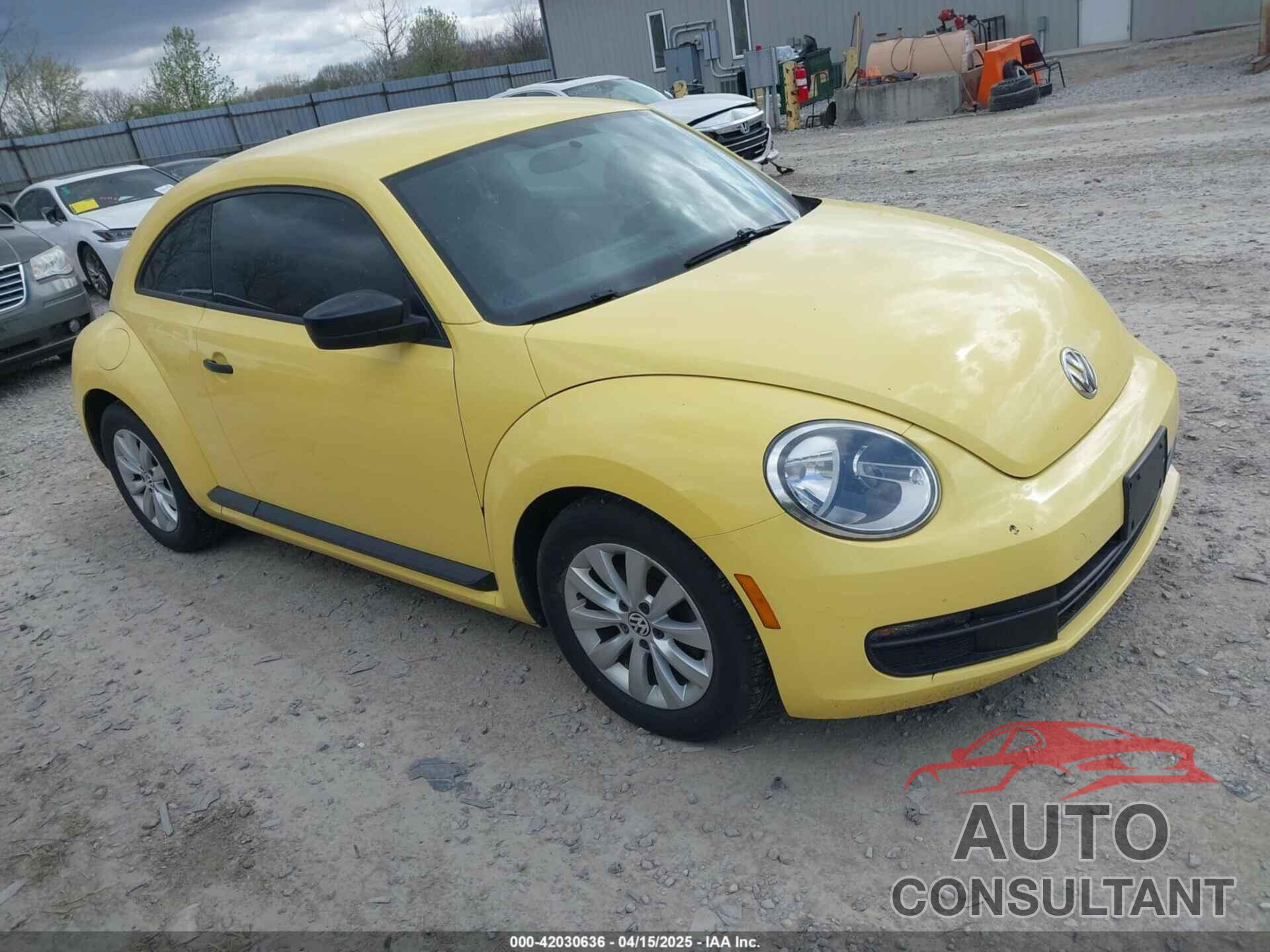 VOLKSWAGEN BEETLE 2015 - 3VWF17AT1FM655103