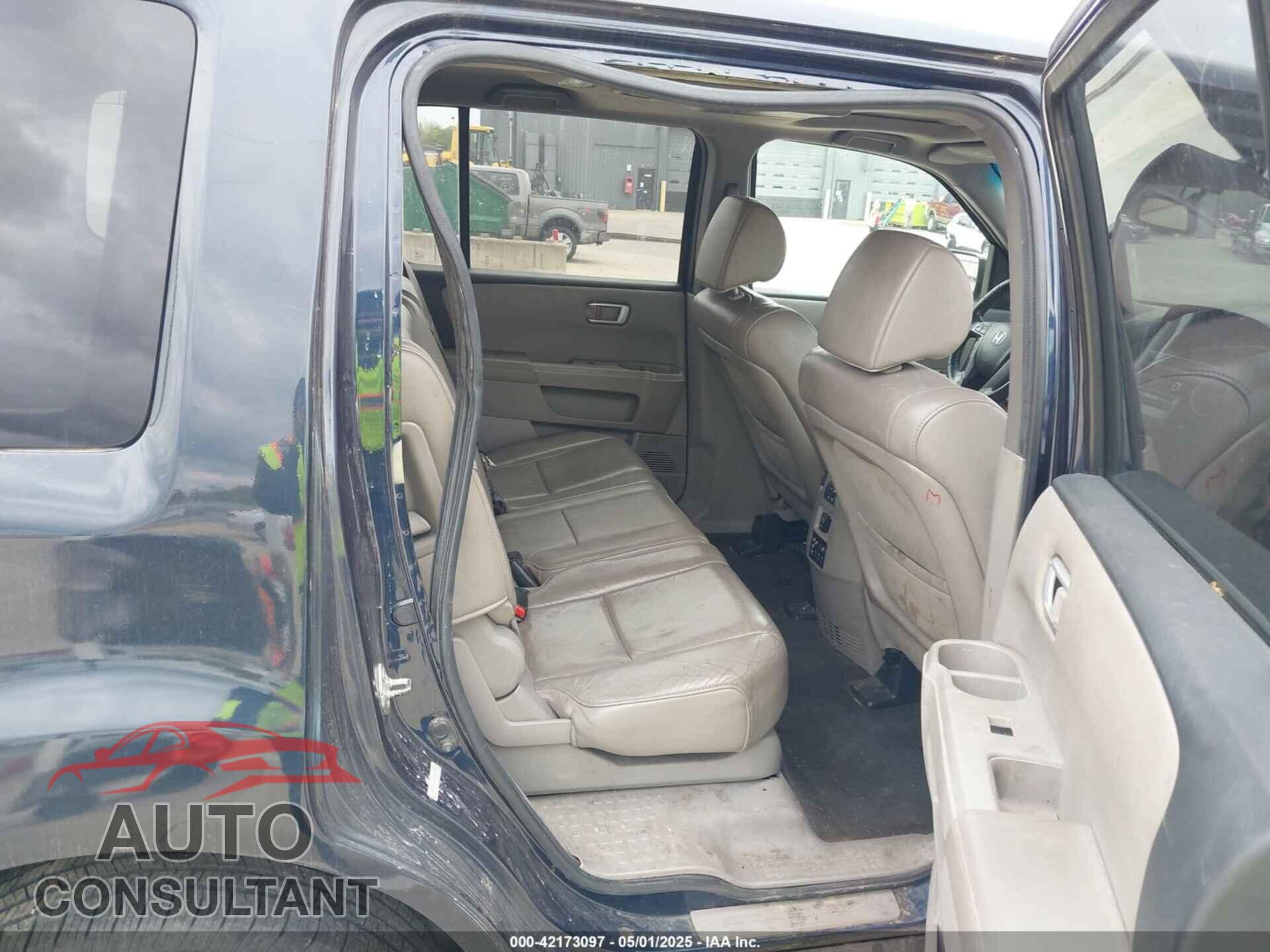 HONDA PILOT 2012 - 5FNYF4H61CB043074