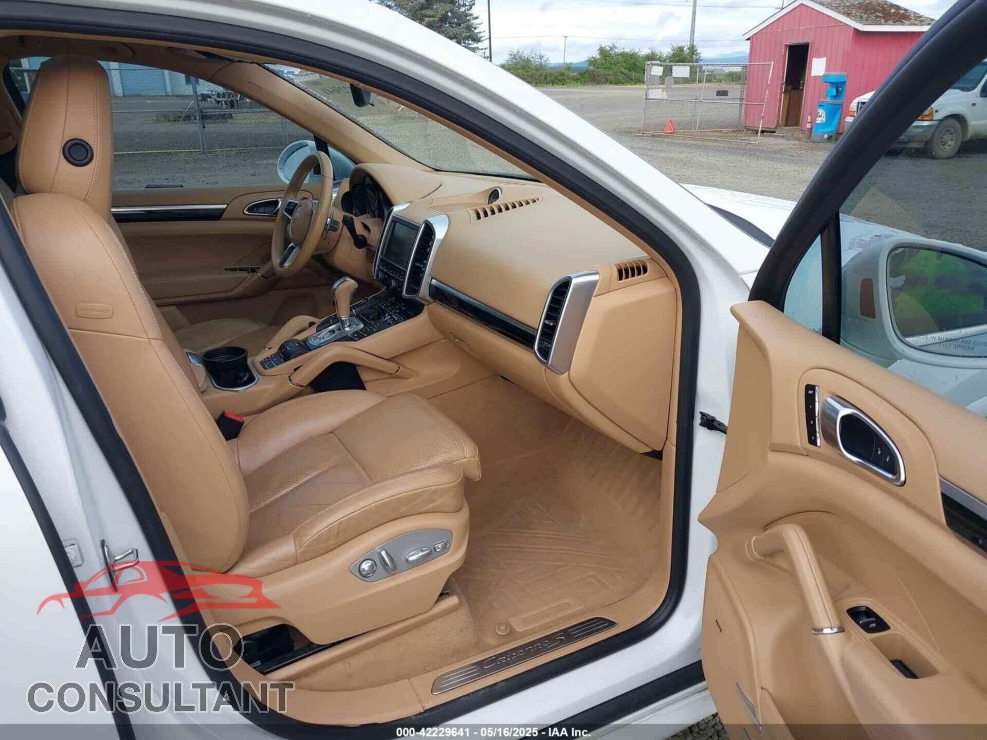 PORSCHE CAYENNE E-HYBRID 2016 - WP1AE2A22GLA17486