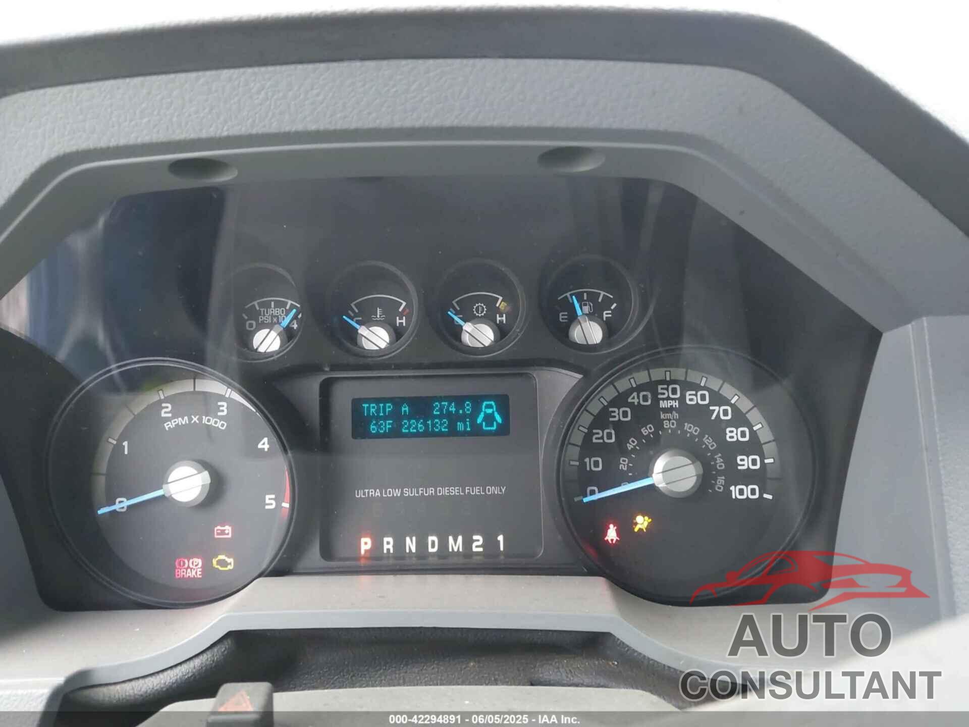 FORD F-450 CHASSIS 2011 - 1FDUF4GT3BEA16301