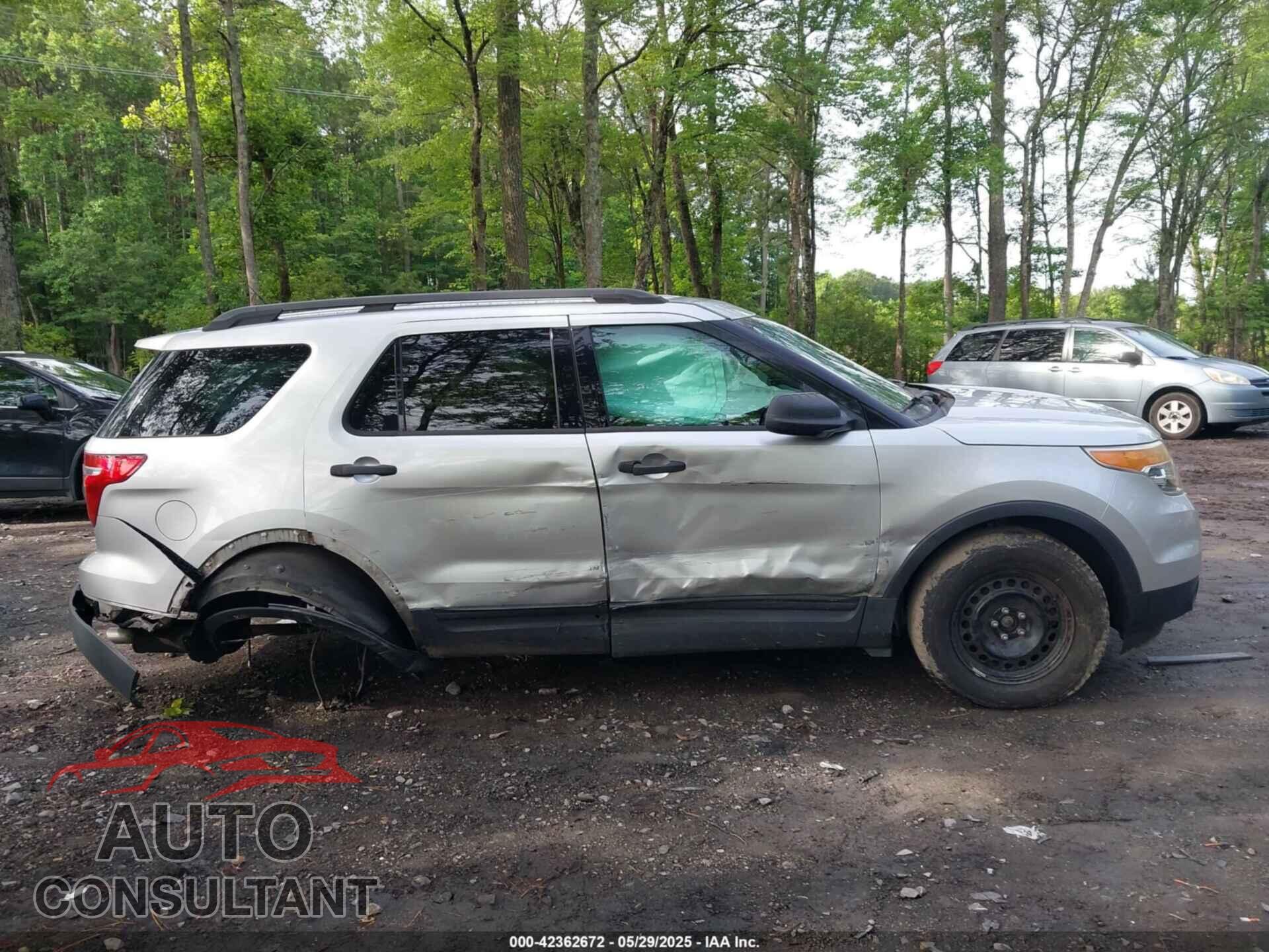 FORD EXPLORER 2011 - 1FMHK8B84BGA71822