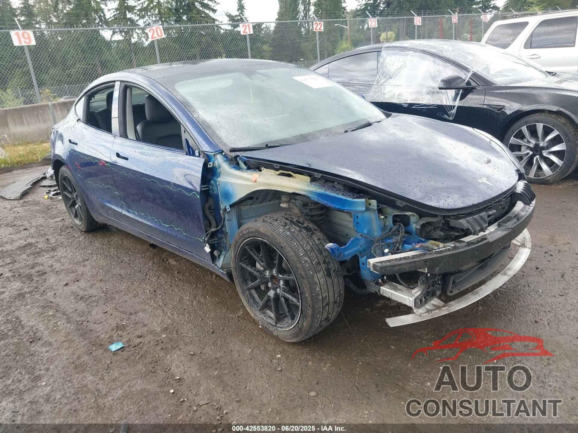 TESLA MODEL 3 2021 - 5YJ3E1EA0MF093468