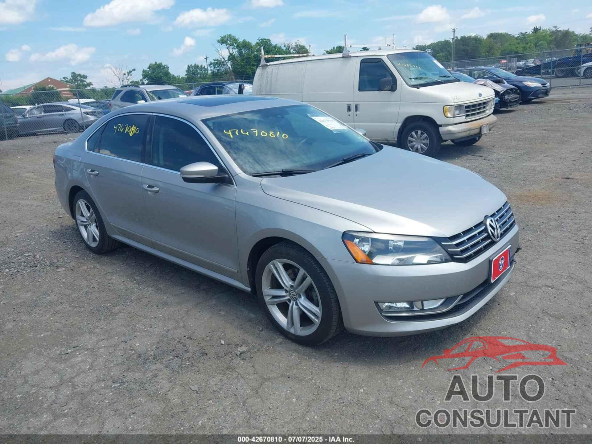 VOLKSWAGEN PASSAT 2013 - 1VWBN7A36DC041763
