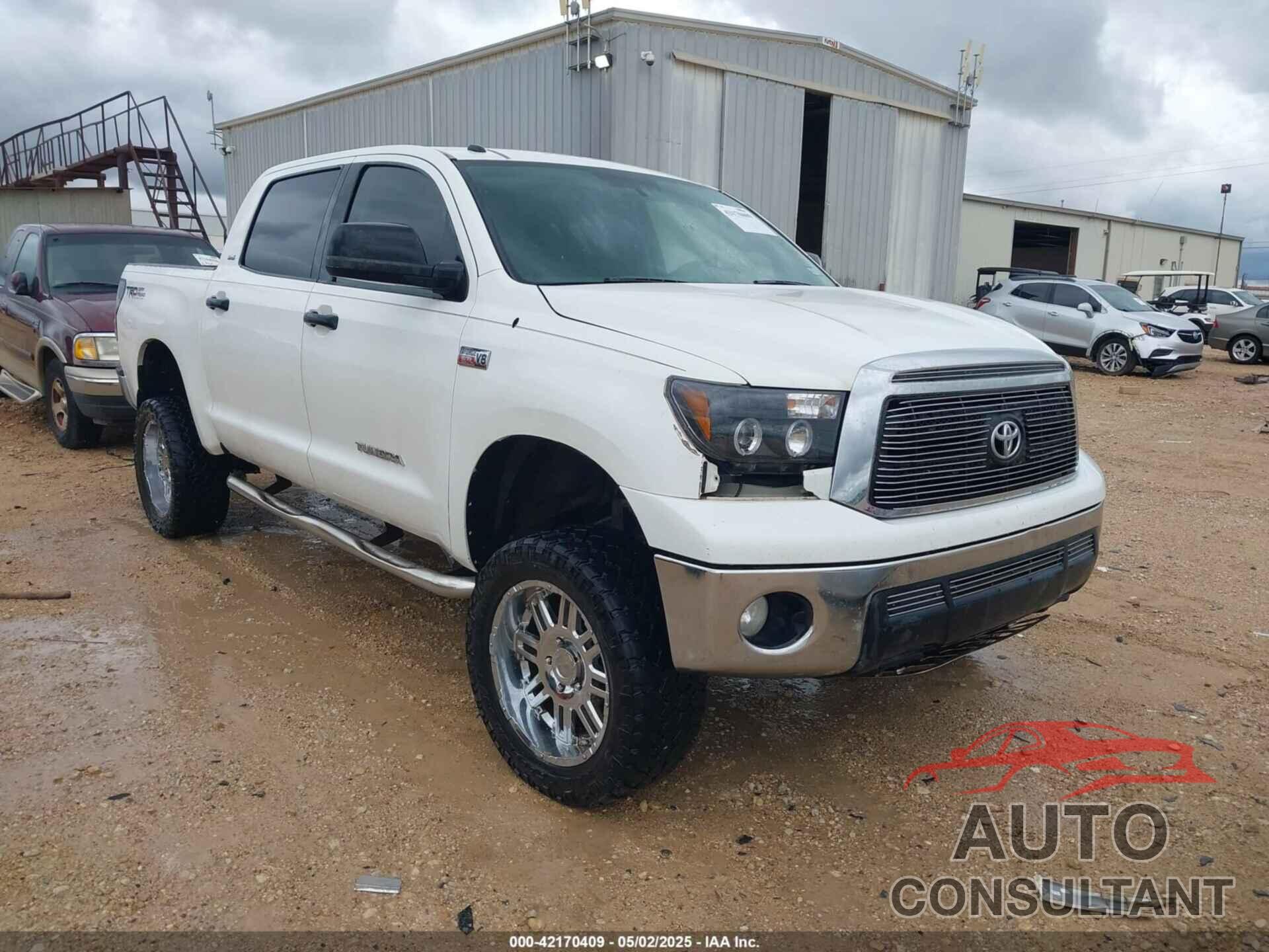 TOYOTA TUNDRA 2011 - 5TFDW5F1XBX173290
