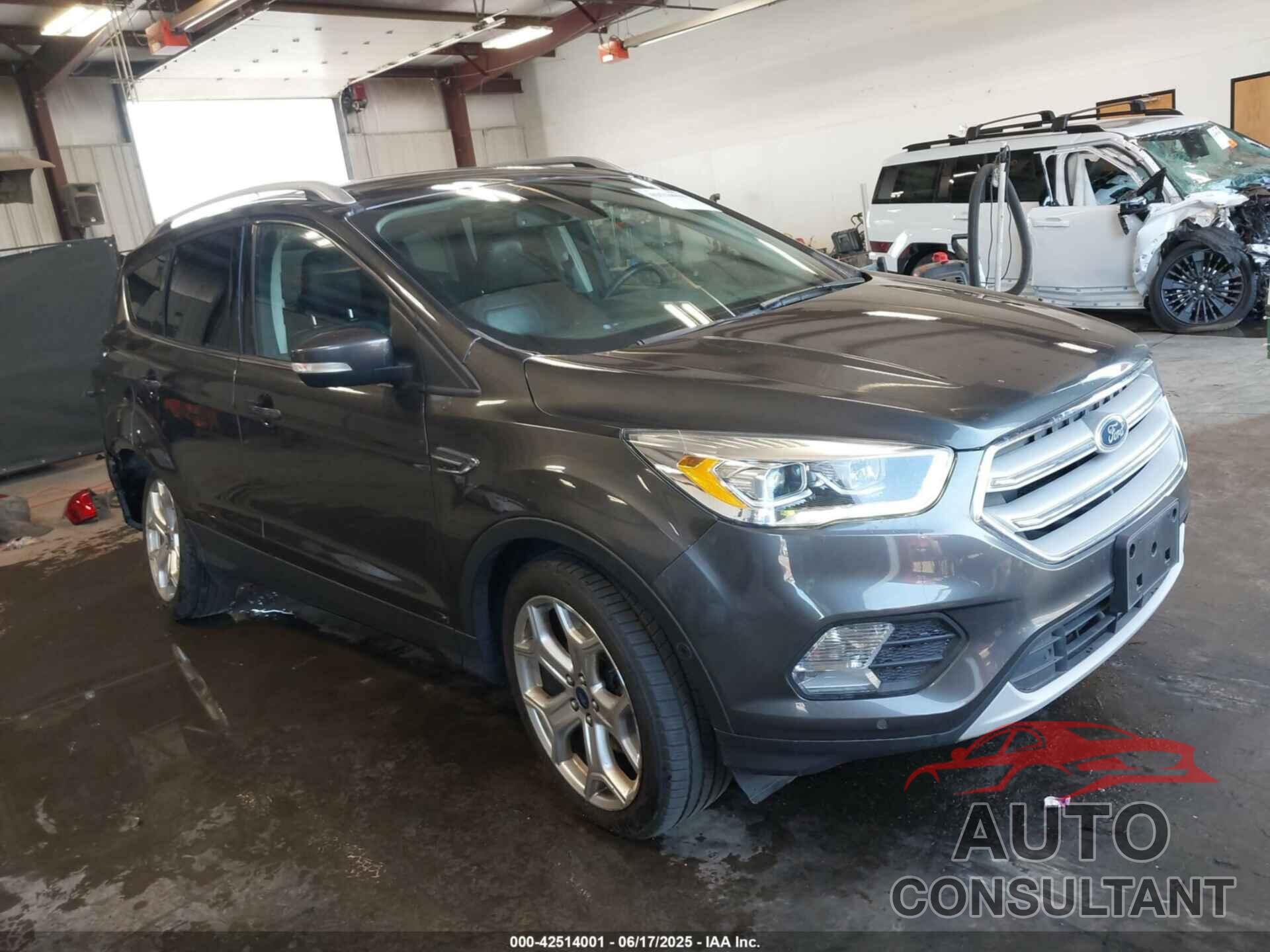 FORD ESCAPE 2019 - 1FMCU9J97KUC55772