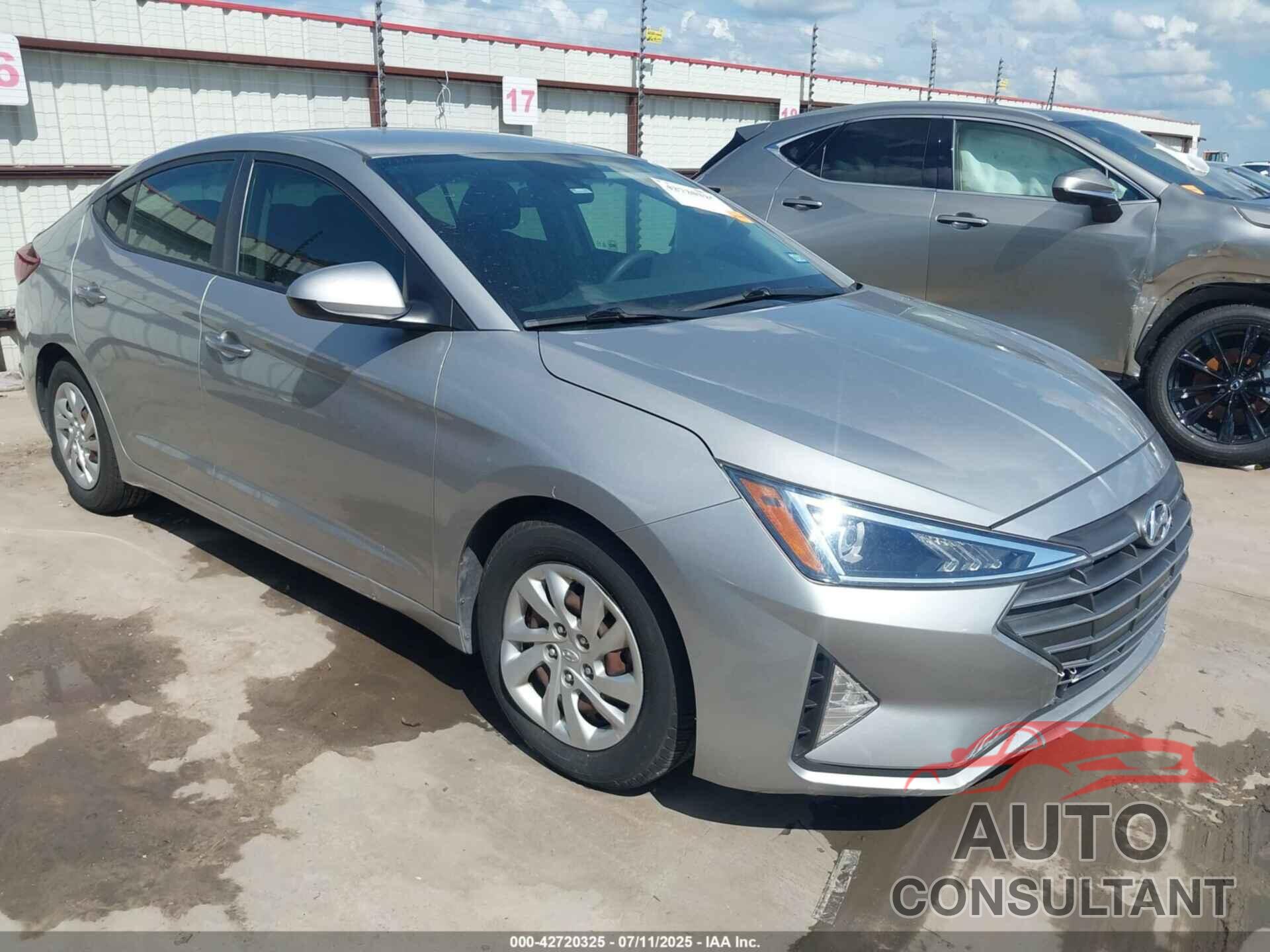 HYUNDAI ELANTRA 2020 - 5NPD74LF7LH601773