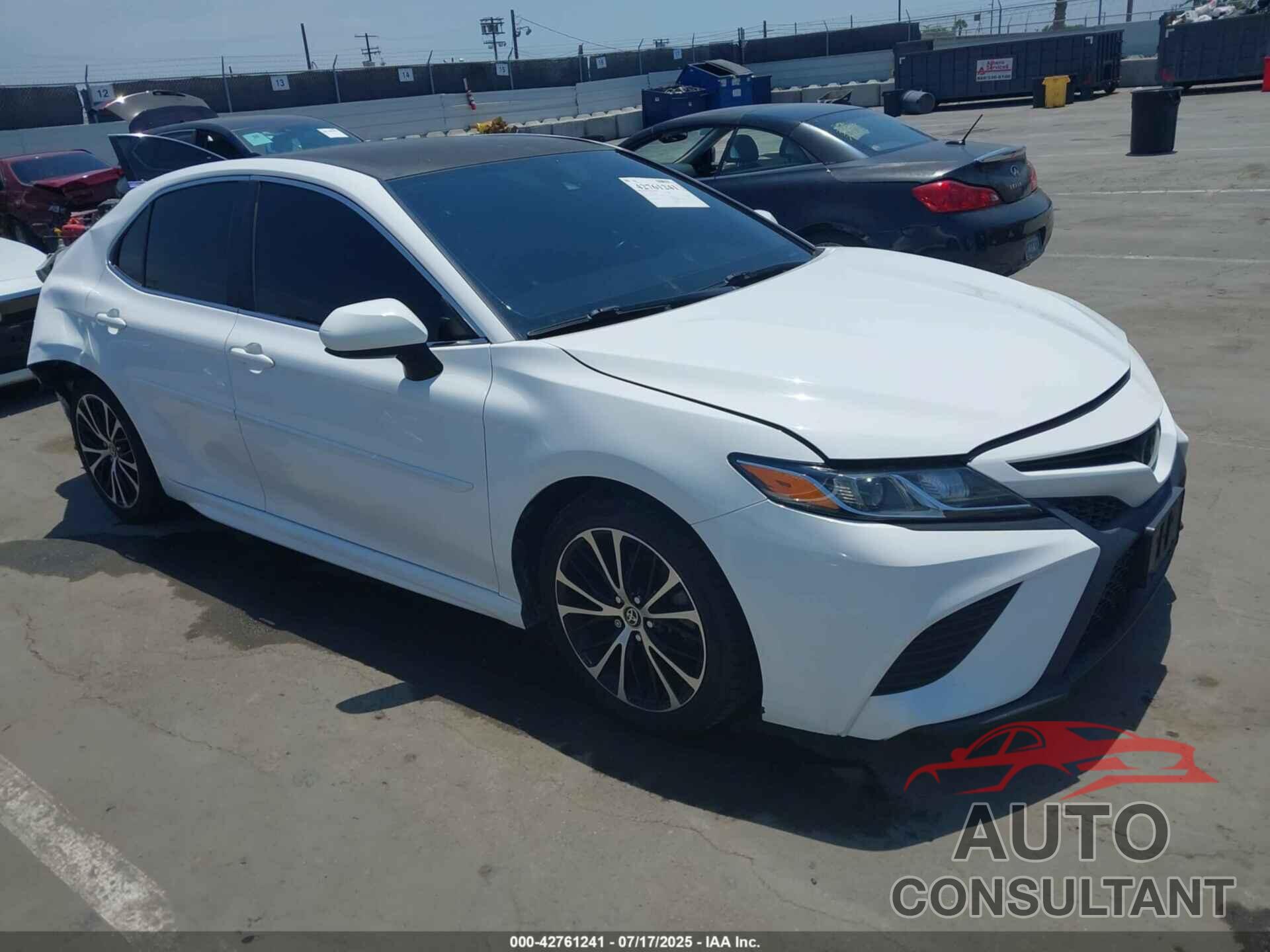 TOYOTA CAMRY 2020 - 4T1G11AK5LU506465