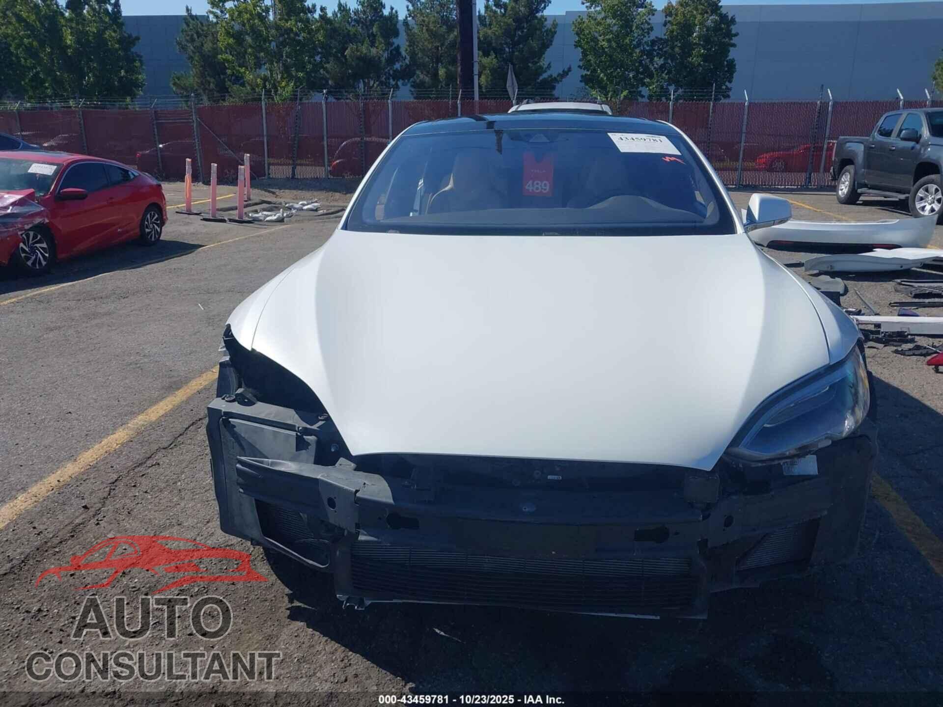 TESLA MODEL S 2016 - 5YJSA1E14GF157748