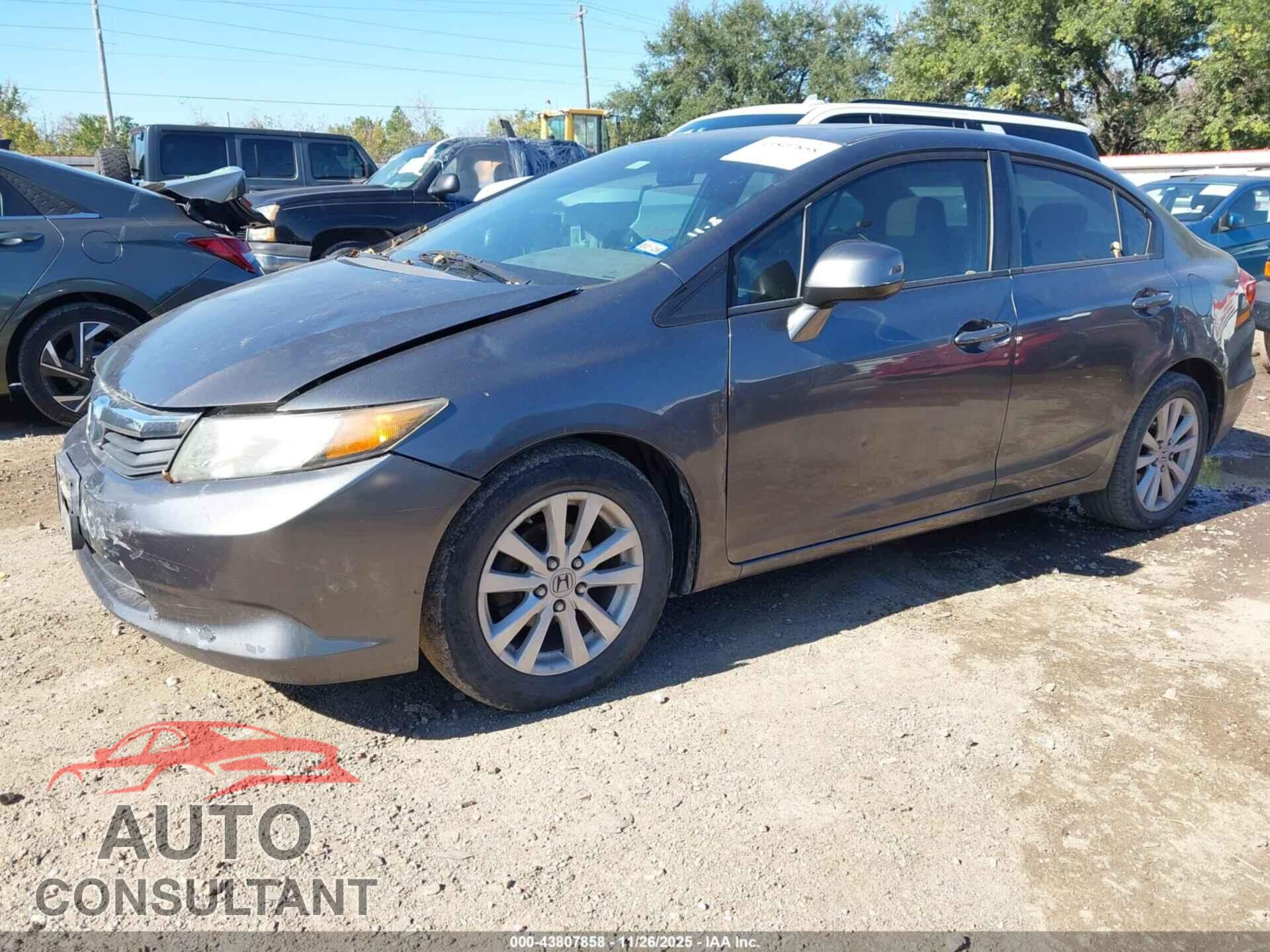 HONDA CIVIC 2012 - 2HGFB2F86CH311446