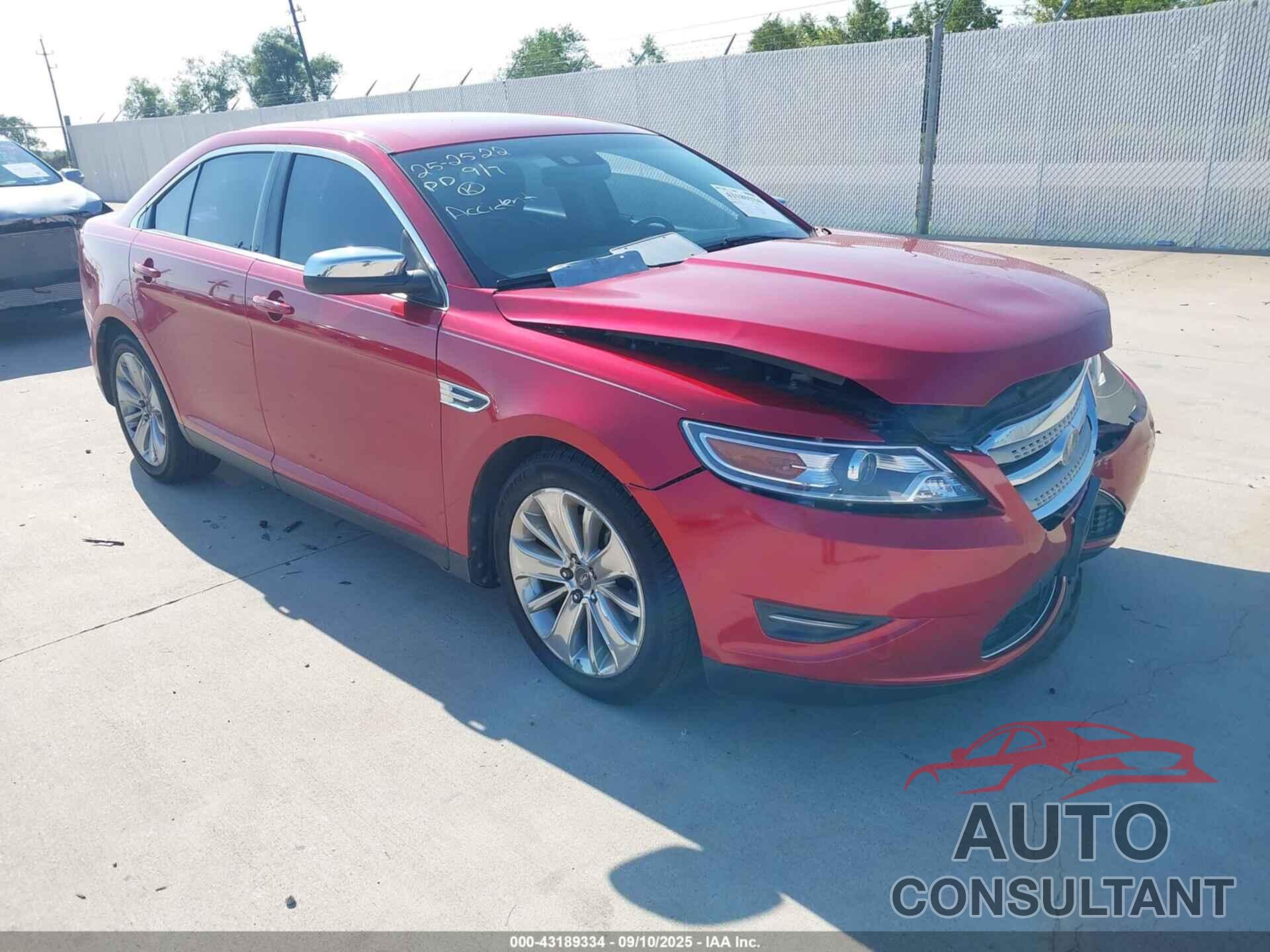 FORD TAURUS 2010 - 1FAHP2FW8AG108810