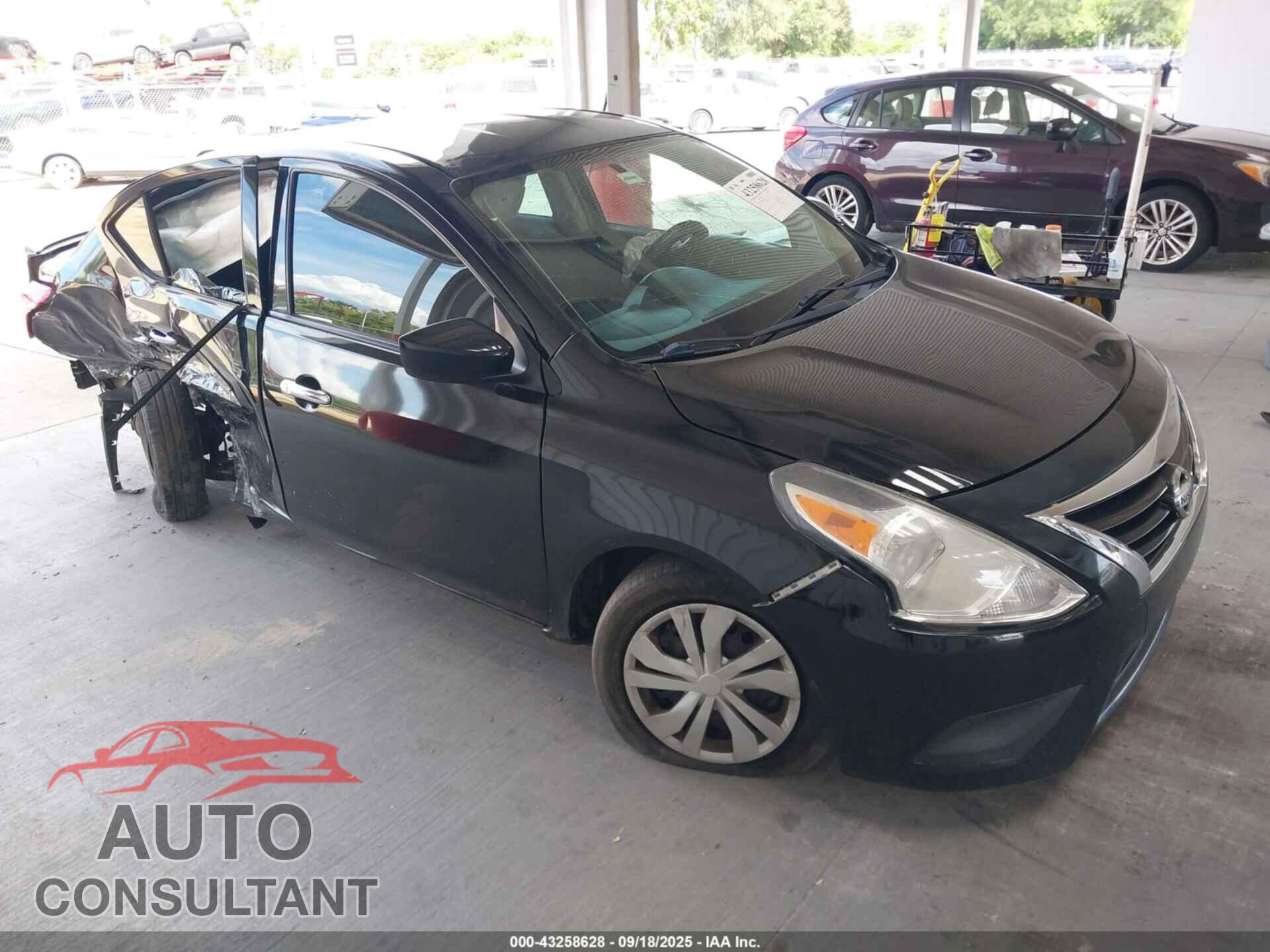 NISSAN VERSA 2017 - 3N1CN7AP3HL908057