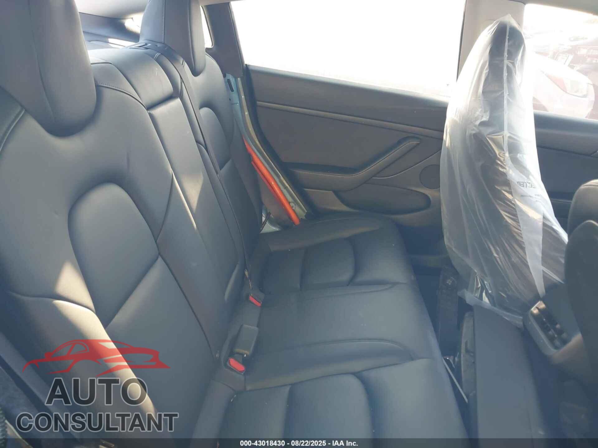 TESLA MODEL 3 2022 - 5YJ3E1EB0NF295088