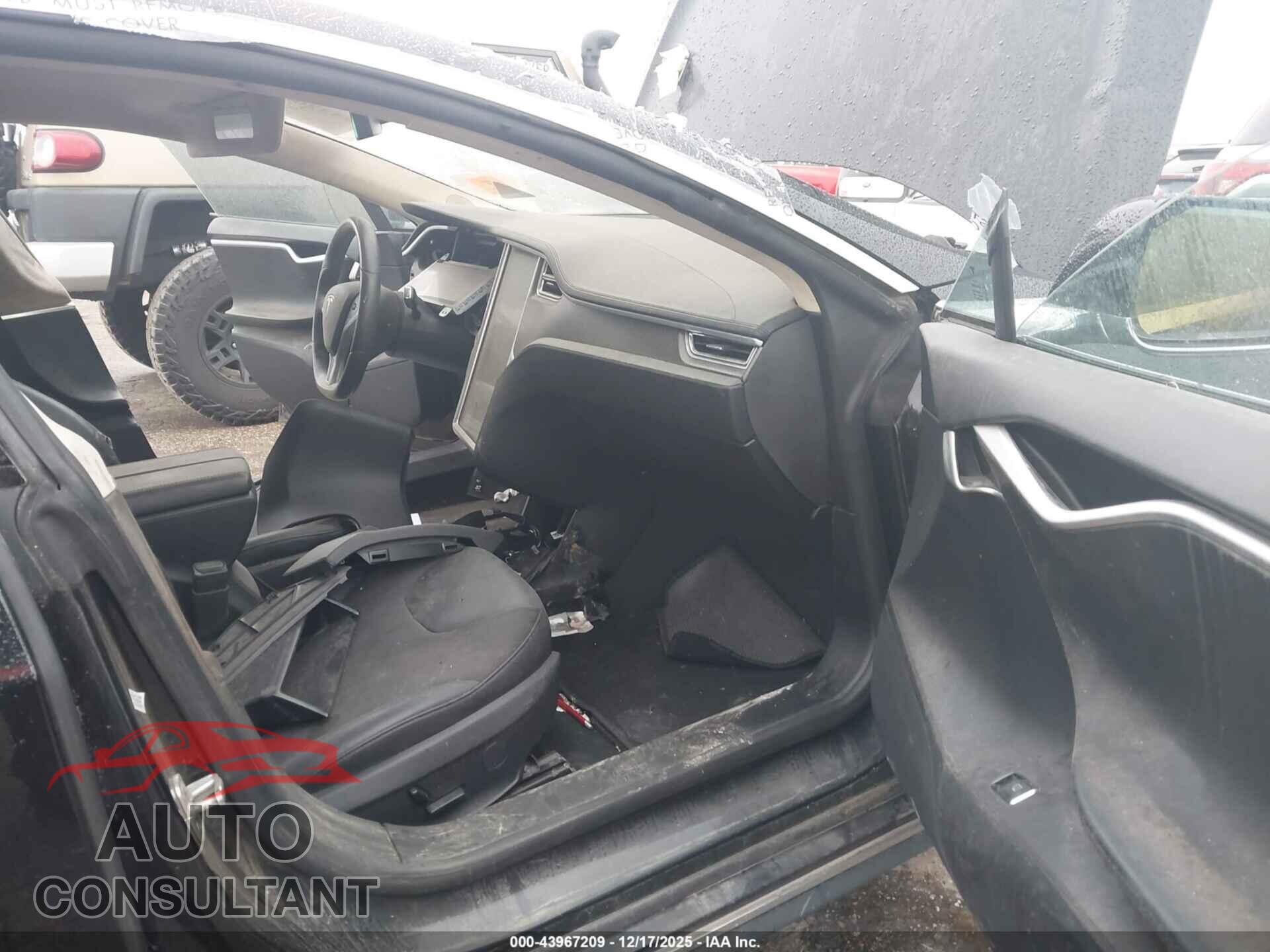 TESLA MODEL S 2013 - 5YJSA1CPXDFP06646