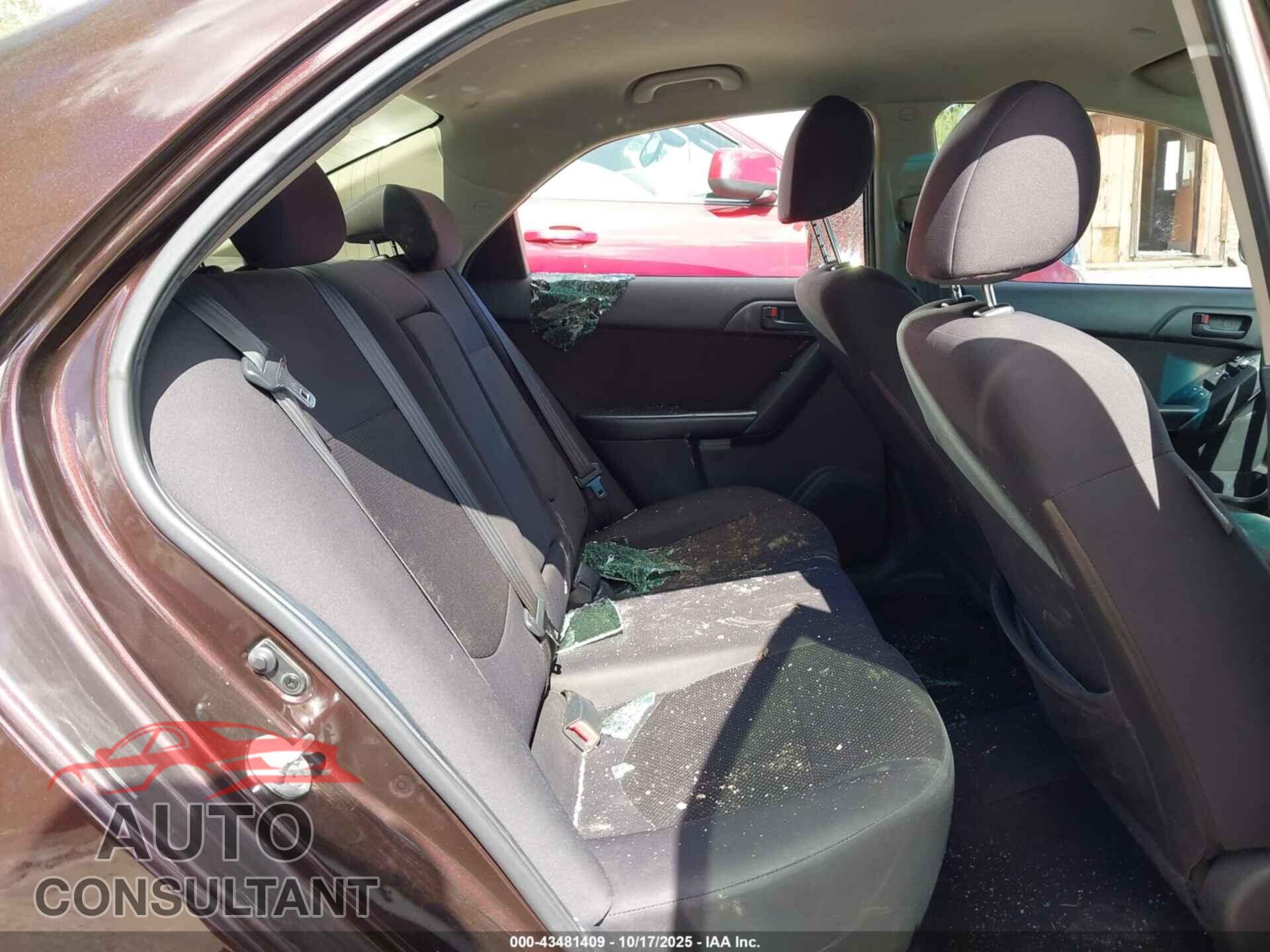 KIA FORTE 2011 - KNAFU4A28B5437480