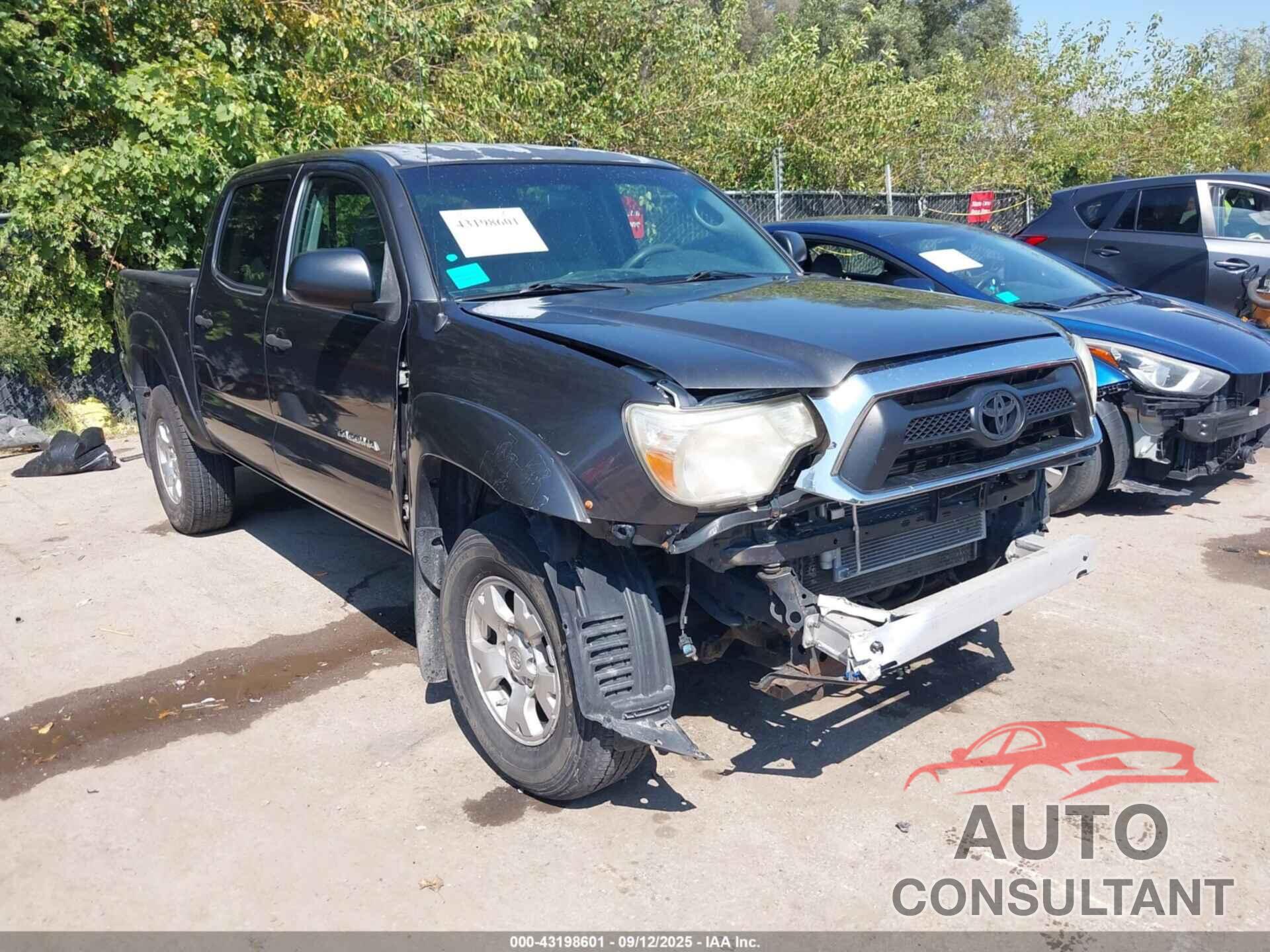 TOYOTA TACOMA 2013 - 3TMLU4EN9DM106589