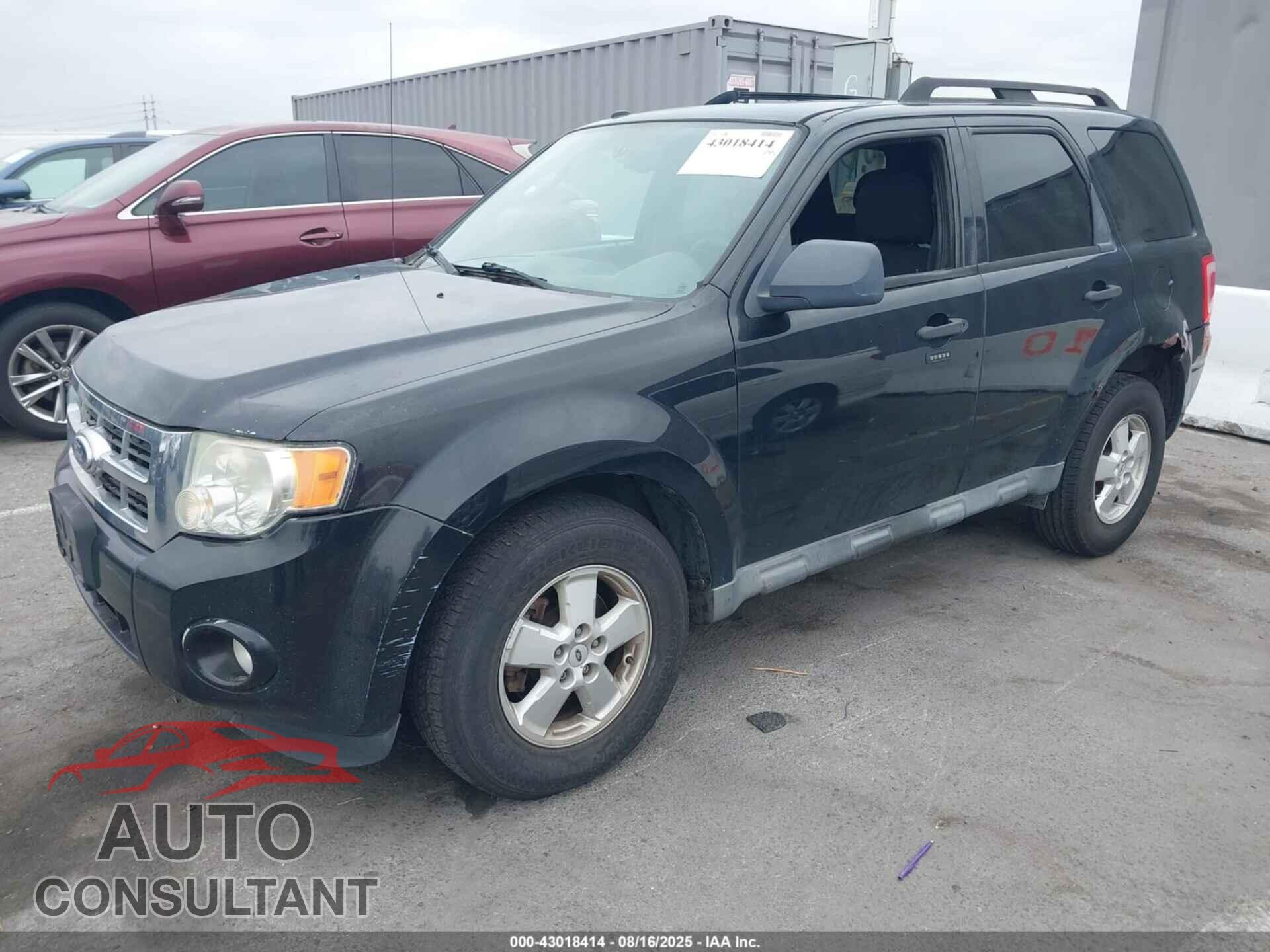 FORD ESCAPE 2010 - 1FMCU0D71AKB09593