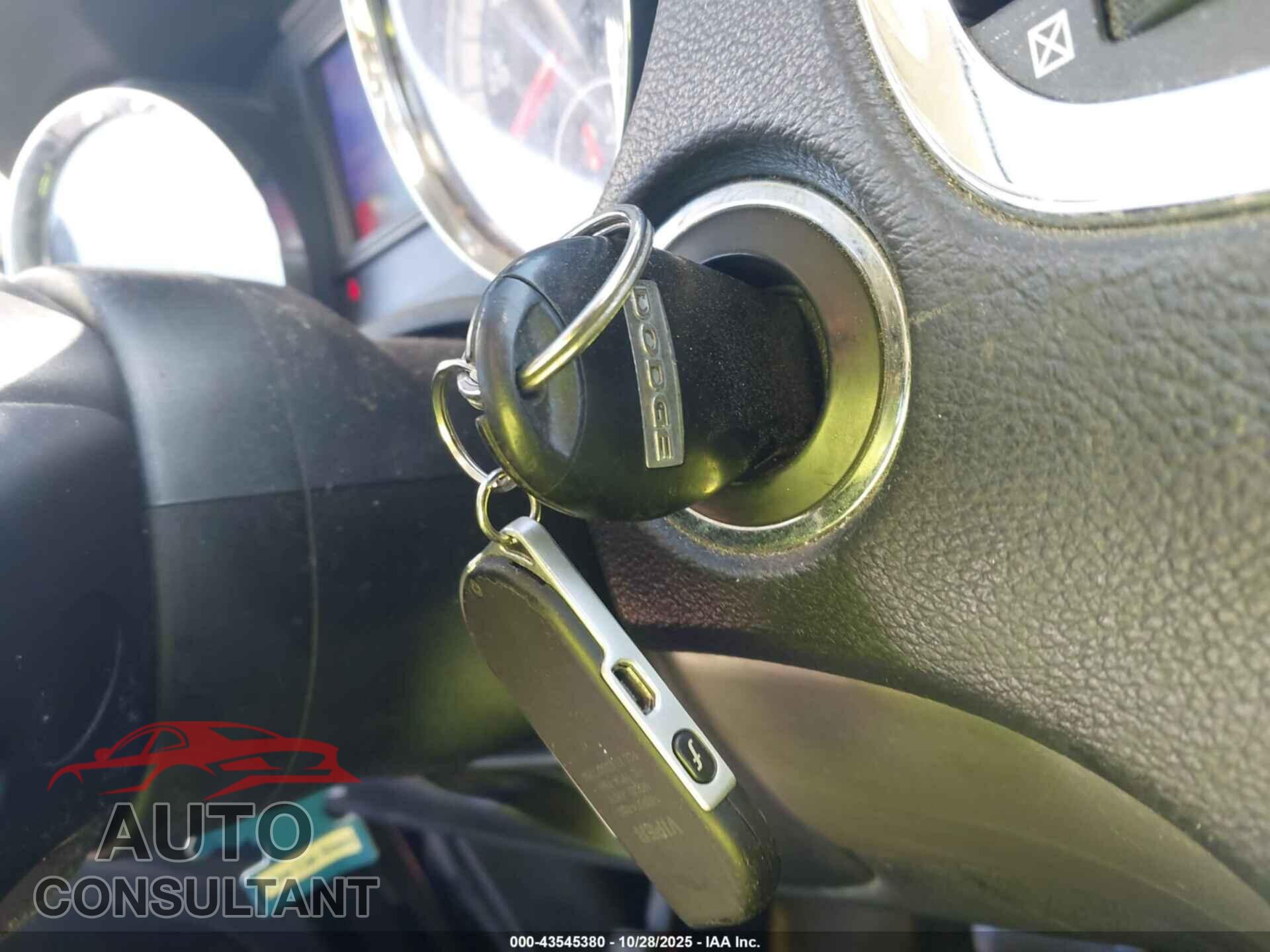 DODGE DURANGO 2013 - 1C4RDJAG3DC686083