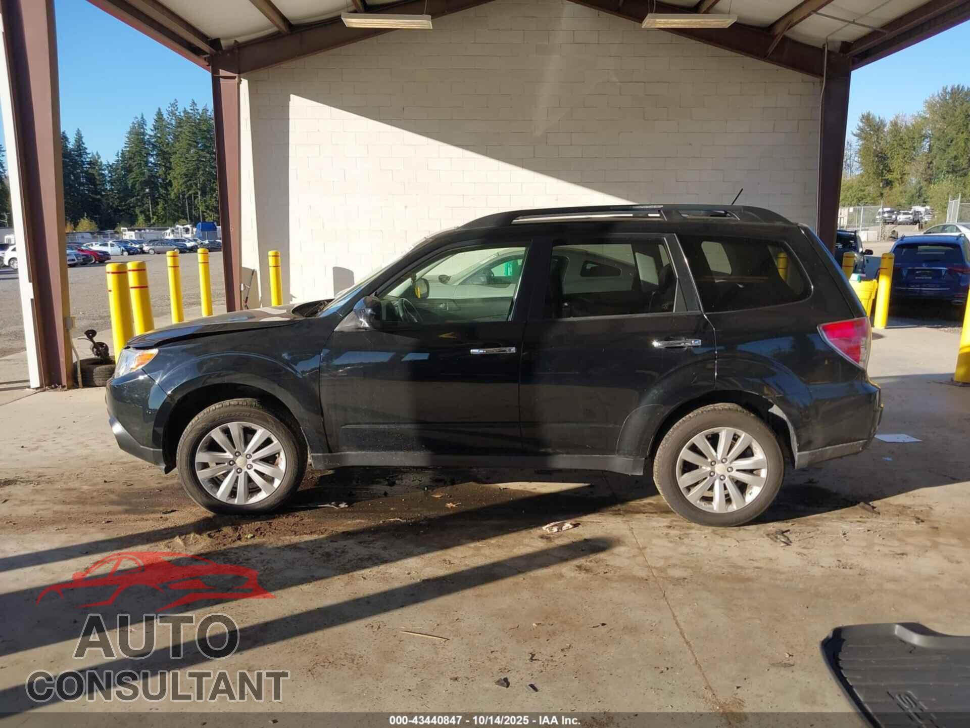SUBARU FORESTER 2011 - JF2SHAEC6BH773149