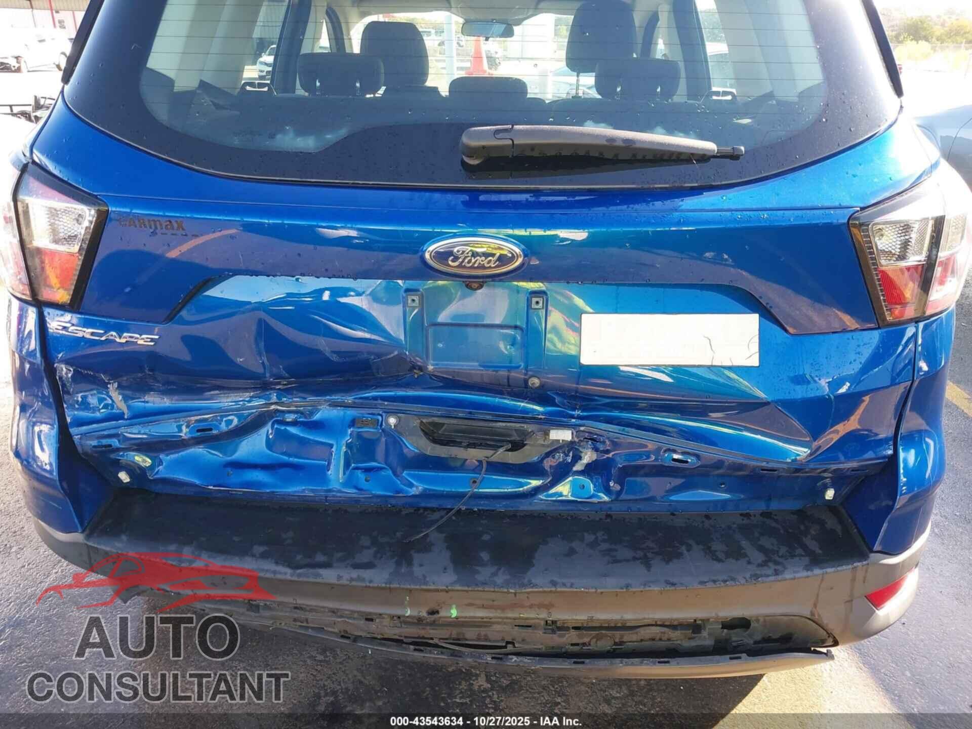 FORD ESCAPE 2017 - 1FMCU0F75HUB96443