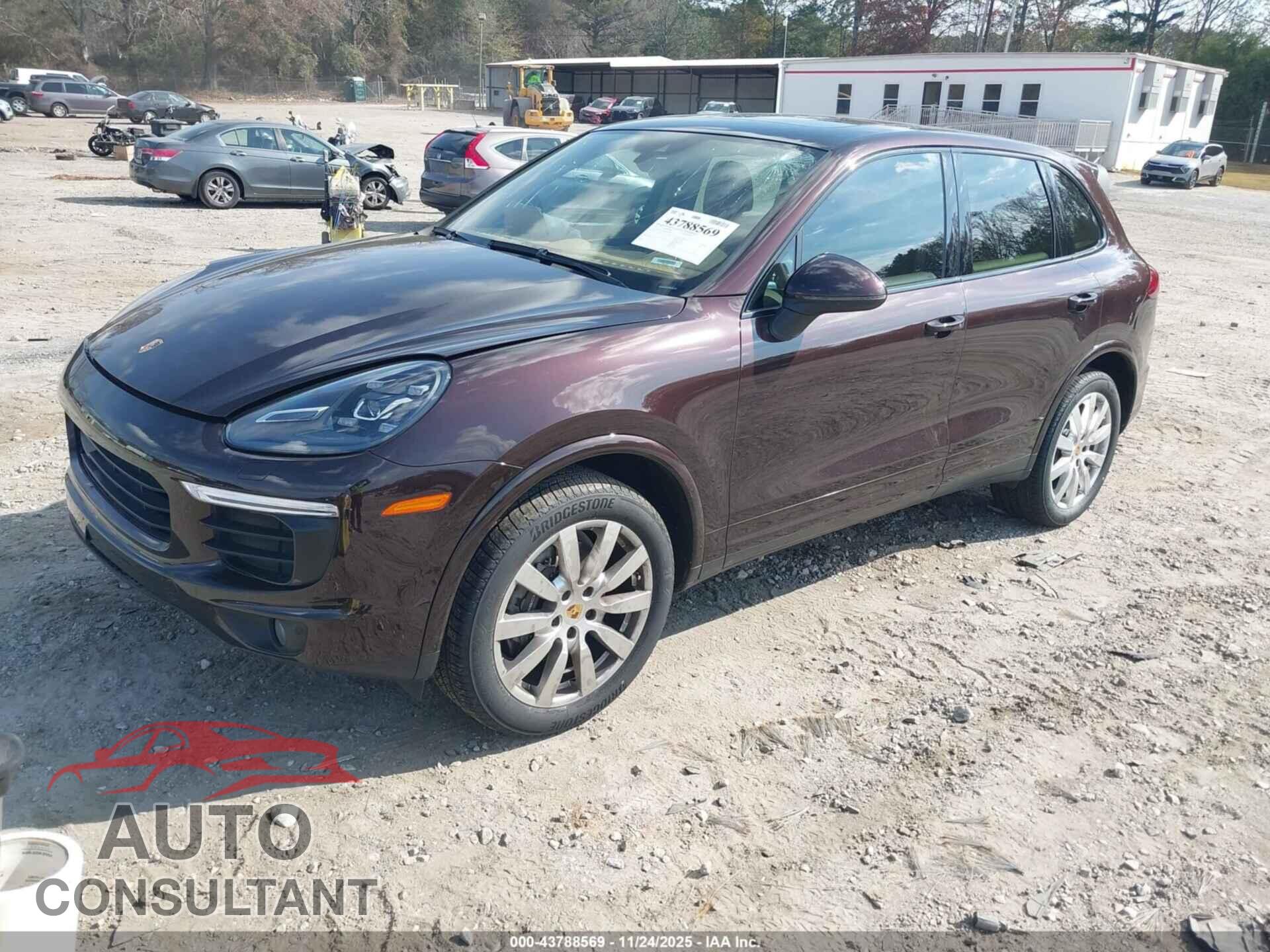 PORSCHE CAYENNE 2017 - WP1AA2A22HKA82308