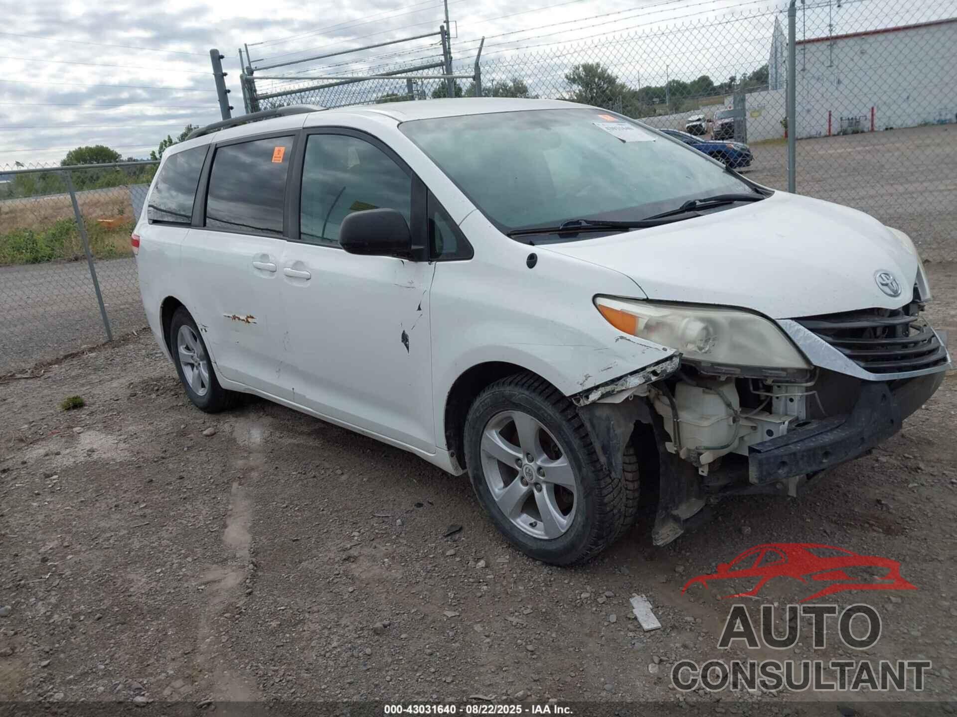 TOYOTA SIENNA 2011 - 5TDKK3DC4BS033446