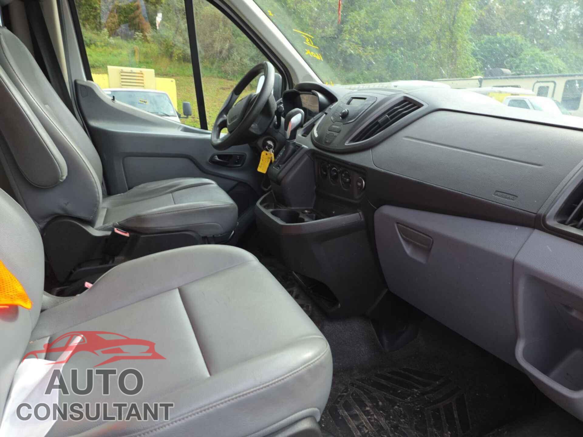 FORD TRANSIT-150 2015 - 1FTNE1YM0FKA95158