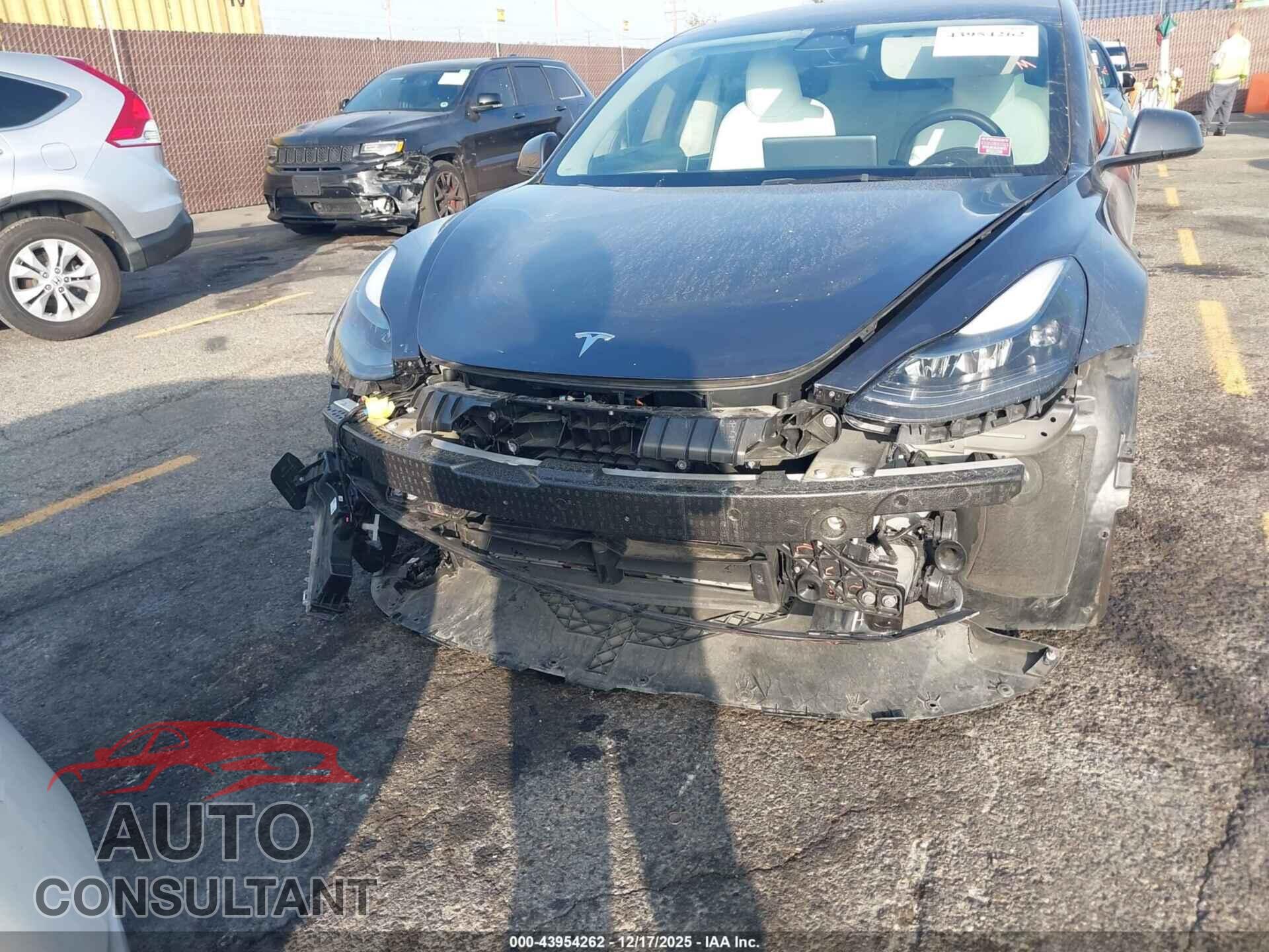 TESLA MODEL 3 2023 - 5YJ3E1EA3PF650815