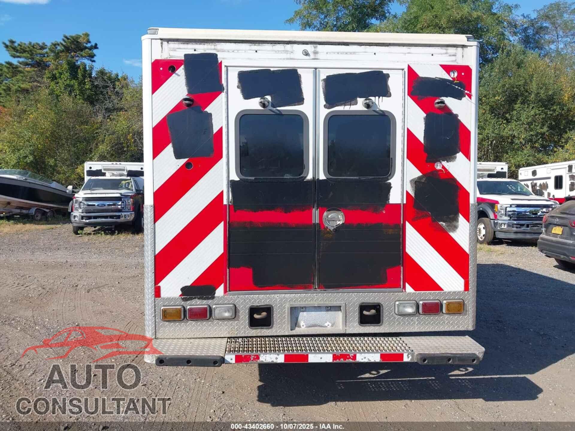 FORD F-550 CHASSIS 2017 - 1FD0X5HT2HEC91201