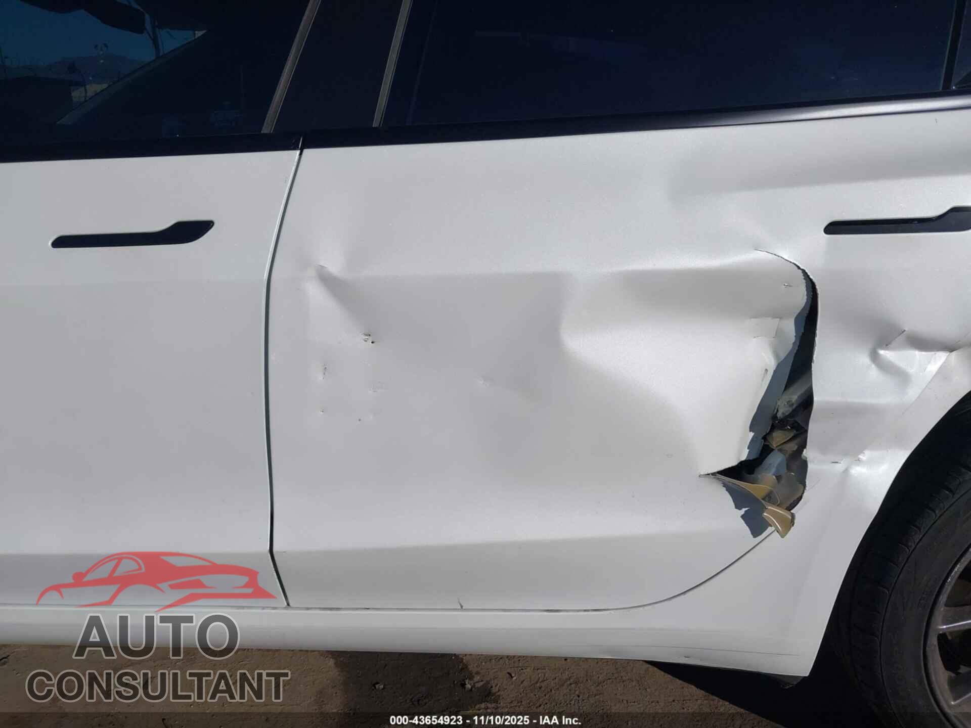 TESLA MODEL 3 2023 - 5YJ3E1EA2PF478549