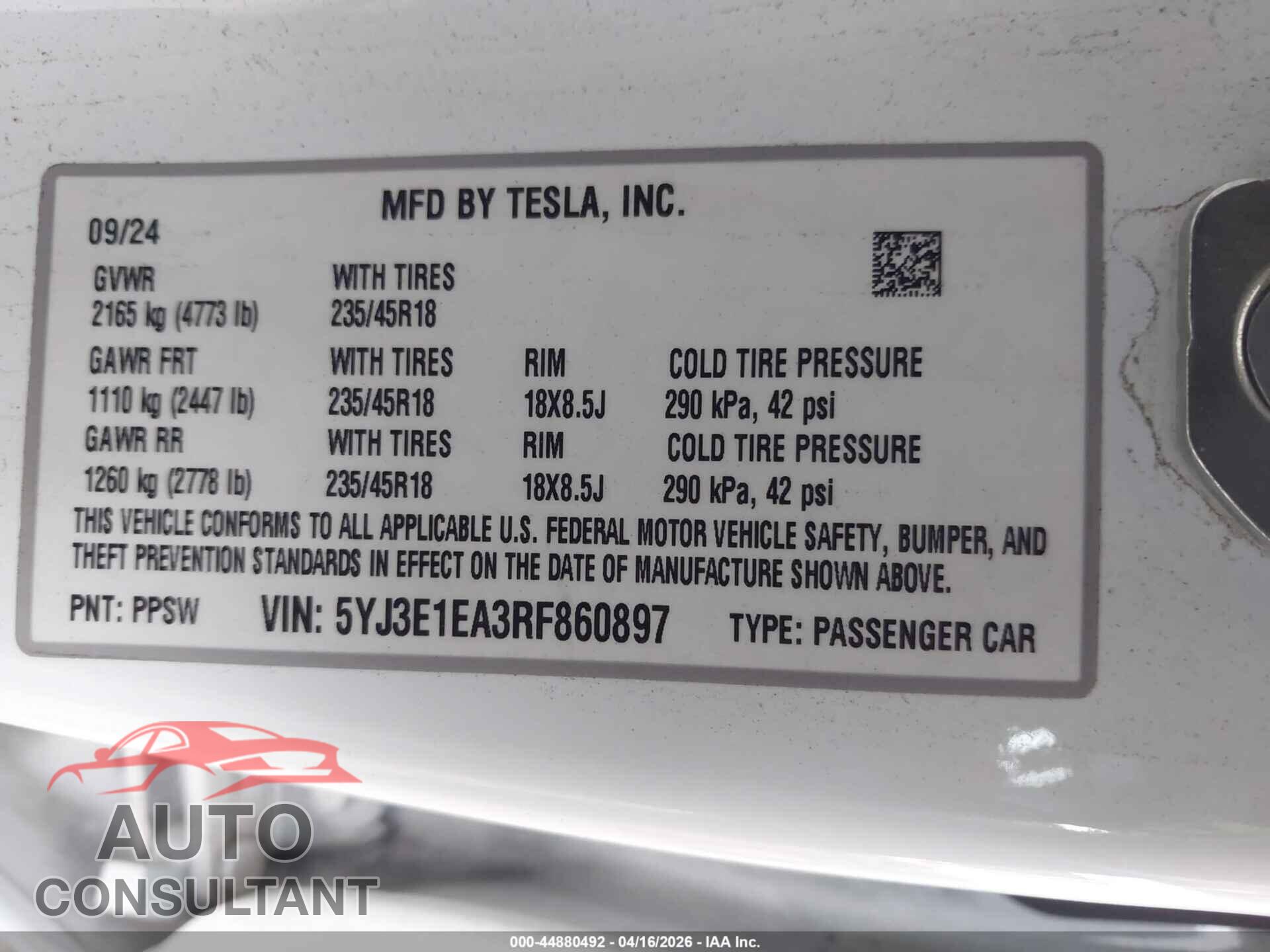TESLA MODEL 3 2024 - 5YJ3E1EA3RF860897