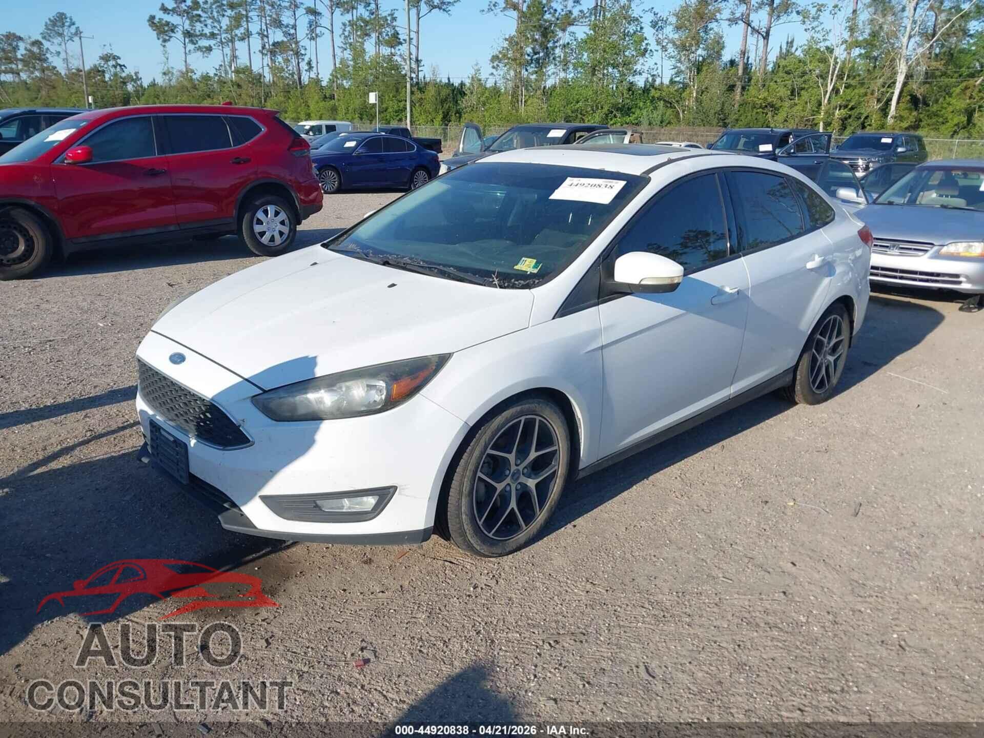 FORD FOCUS 2017 - 1FADP3H25HL248331