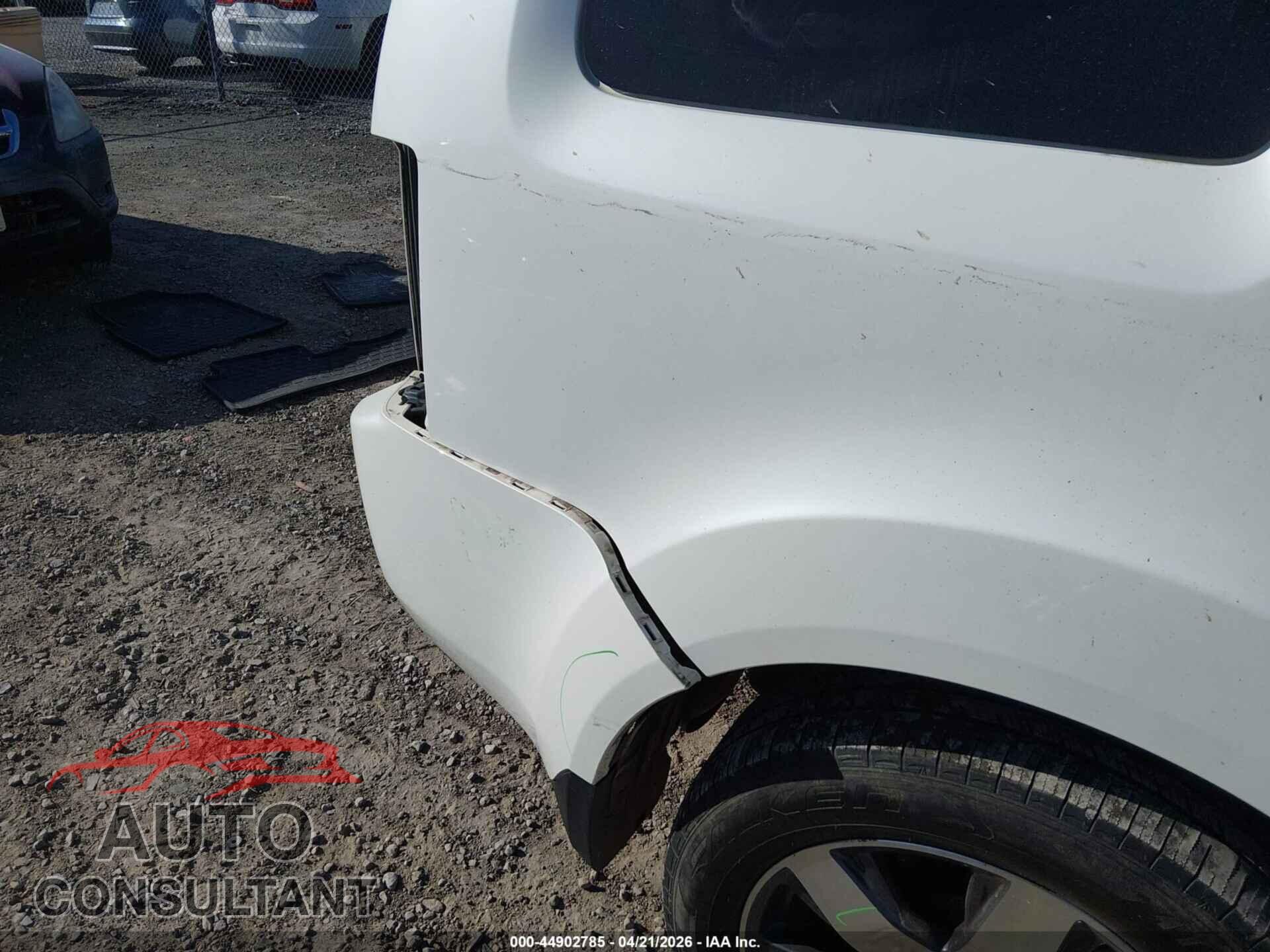 HONDA PILOT 2013 - 5FNYF4H99DB005149