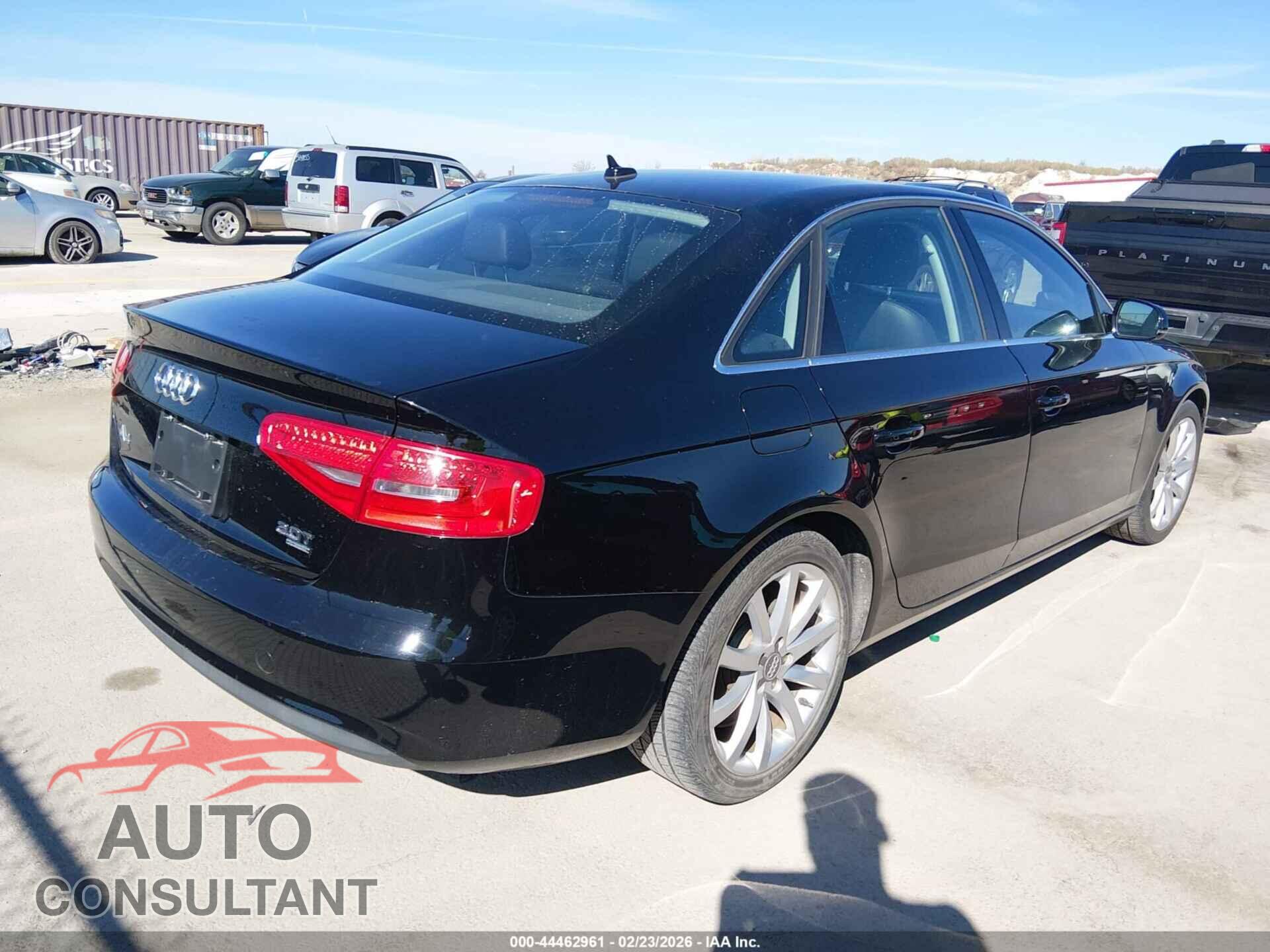 AUDI A4 2013 - WAUFFAFL3DN043866