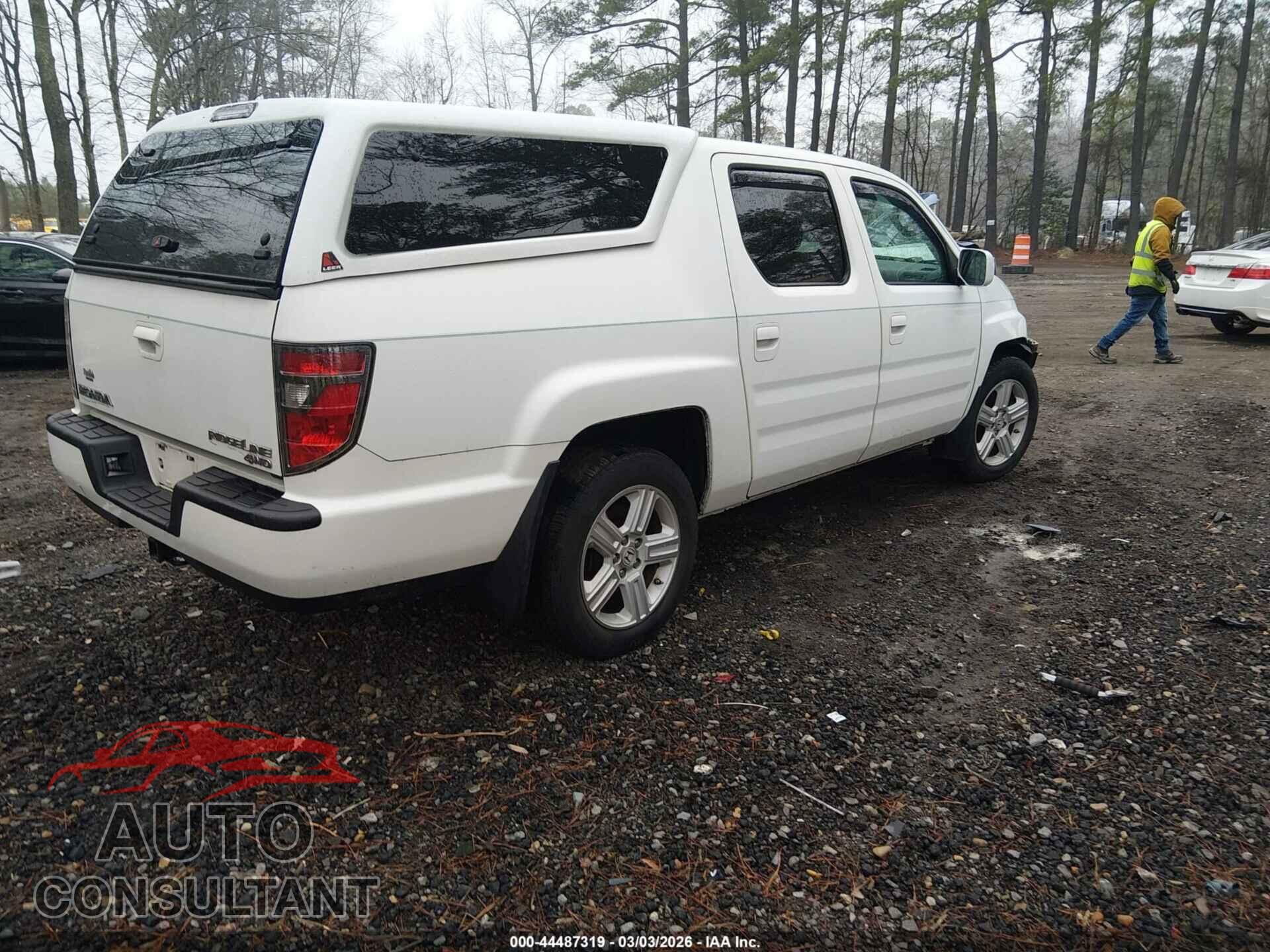HONDA RIDGELINE 2014 - 5FPYK1F57EB002432