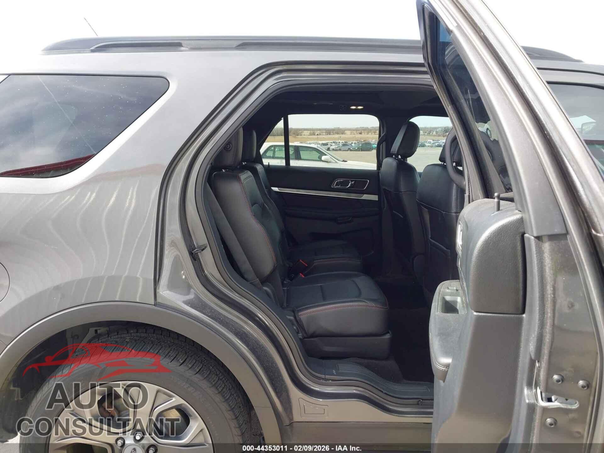 FORD EXPLORER 2018 - 1FM5K8GT1JGB78776
