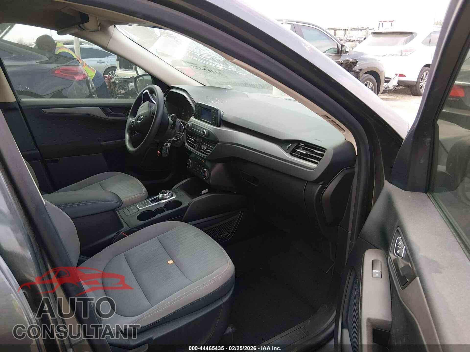 FORD ESCAPE 2020 - 1FMCU0F62LUA67186