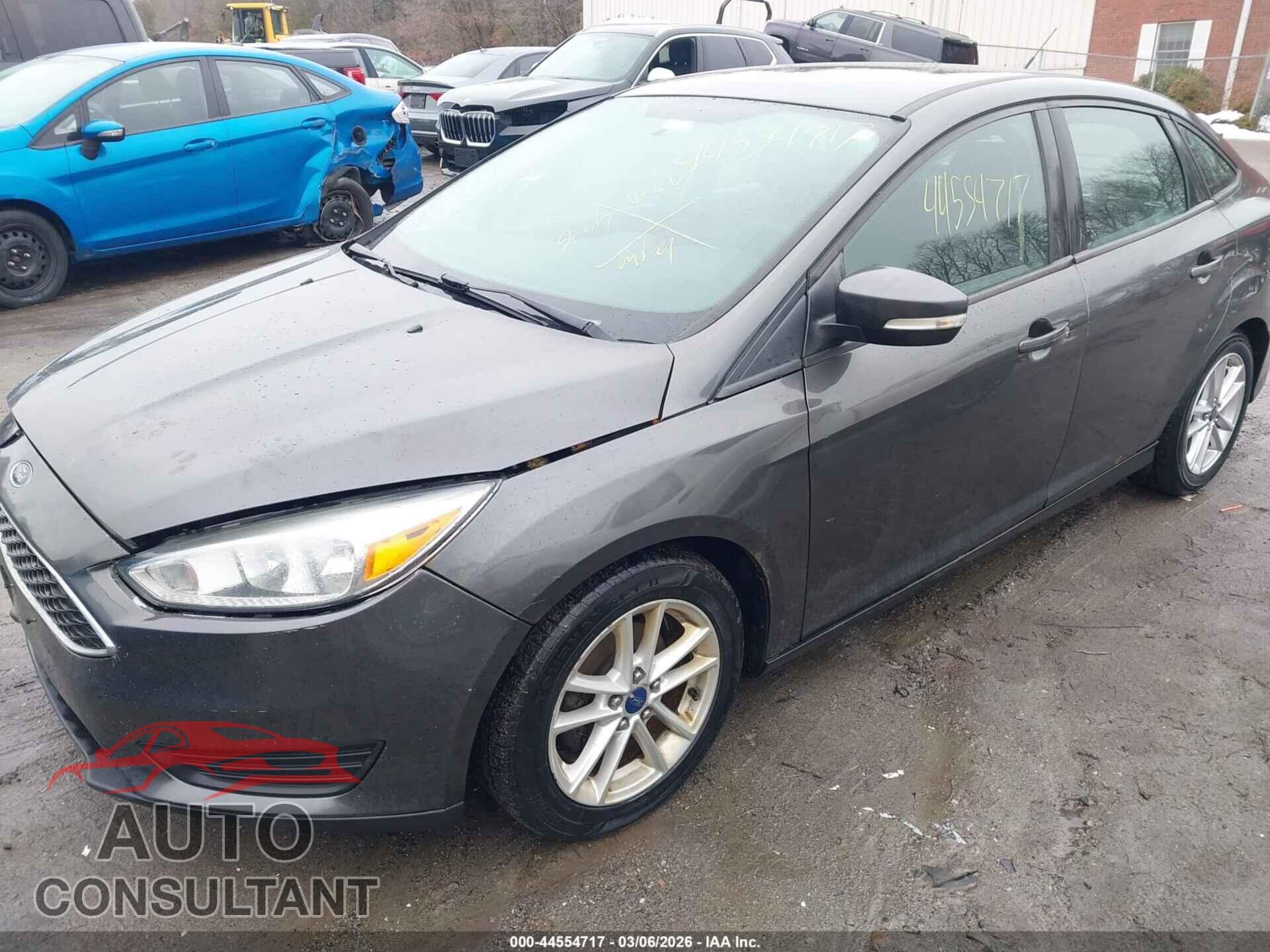 FORD FOCUS 2016 - 1FADP3F29GL292124