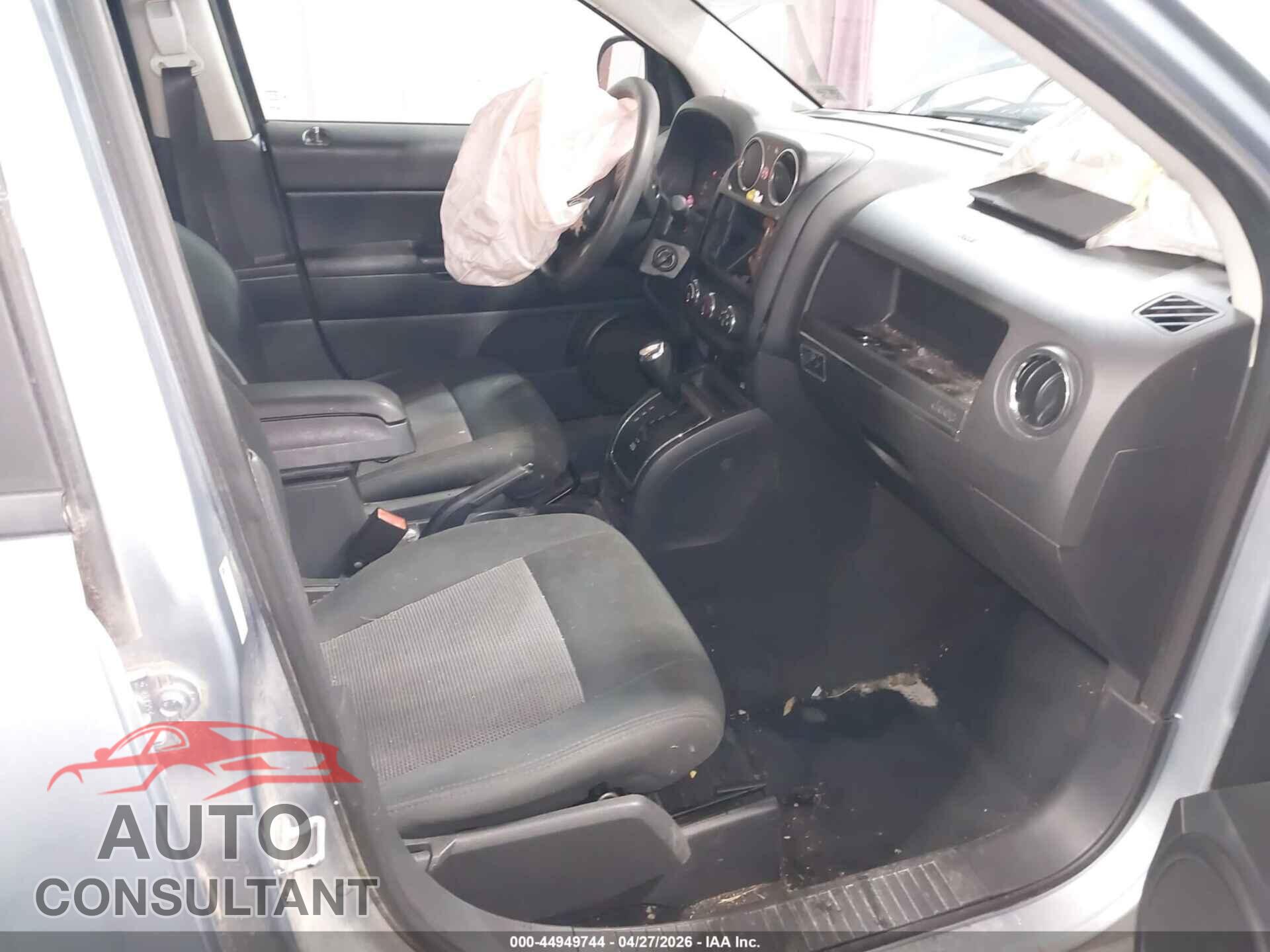 JEEP COMPASS 2013 - 1C4NJDBB8DD156259