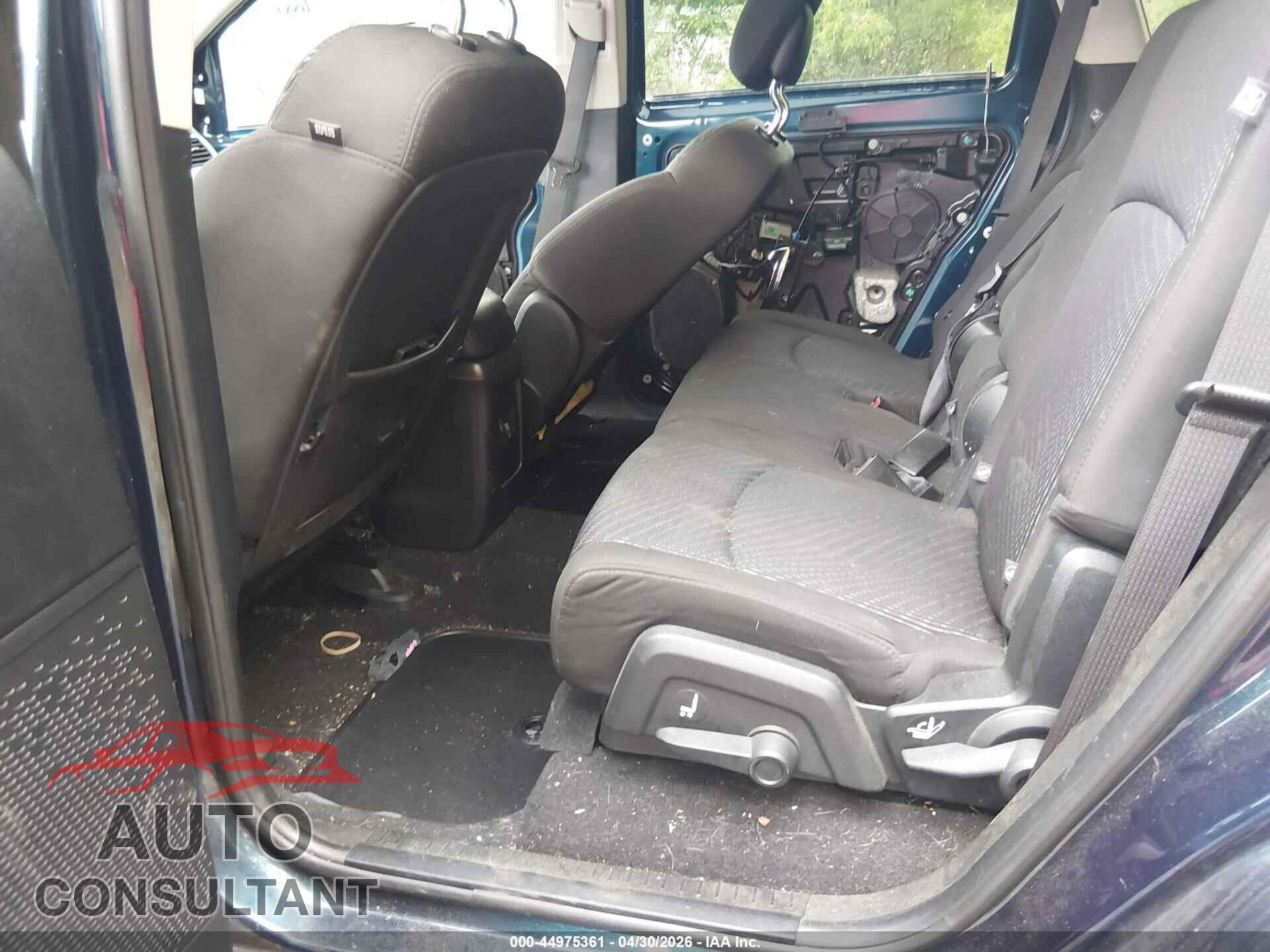 DODGE JOURNEY 2015 - 3C4PDCBB2FT737005