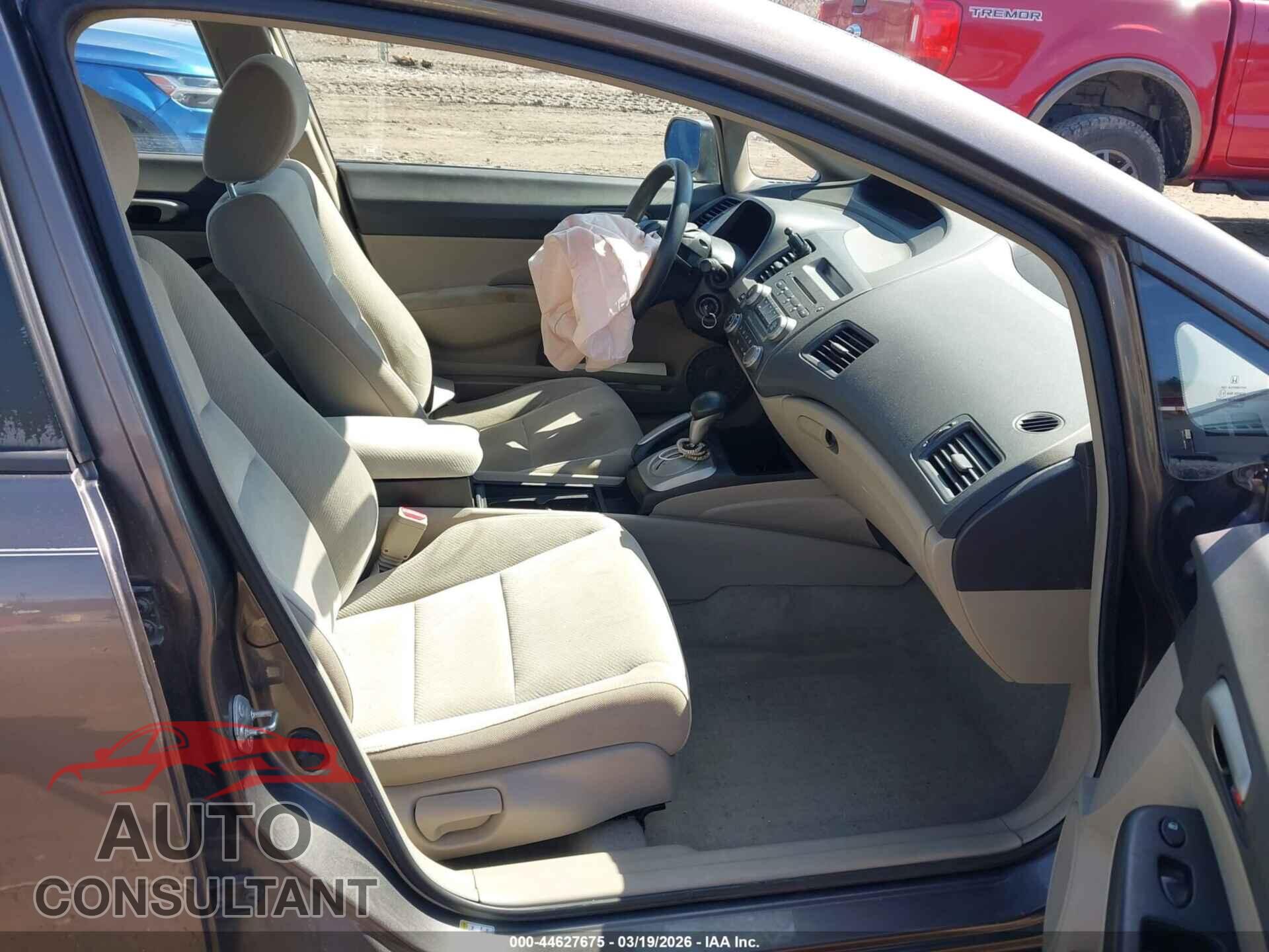 HONDA CIVIC 2010 - 19XFA1F59AE032597