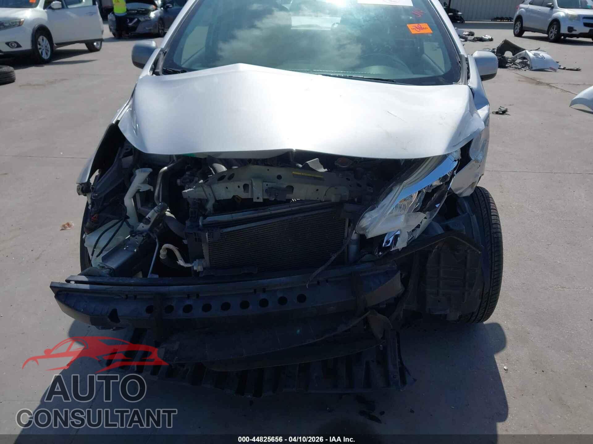 NISSAN VERSA NOTE 2014 - 3N1CE2CP2EL426885