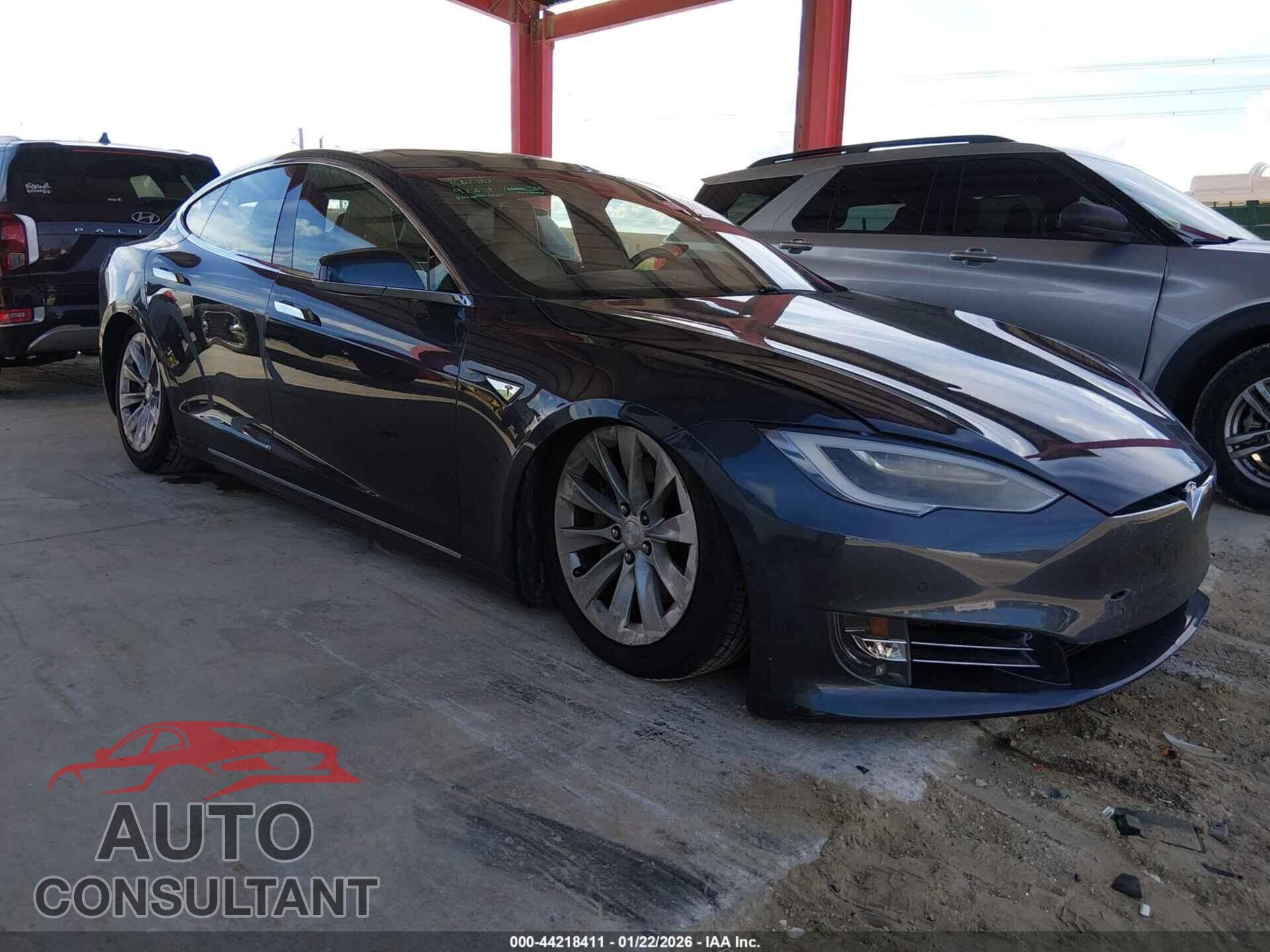 TESLA MODEL S 2016 - 5YJSA1E22GF140987