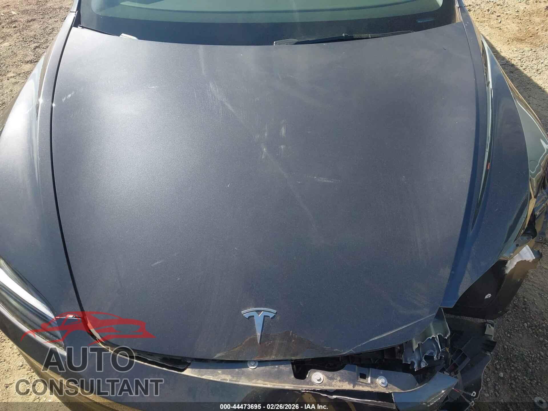 TESLA MODEL 3 2025 - 5YJ3E1EA2SF998887