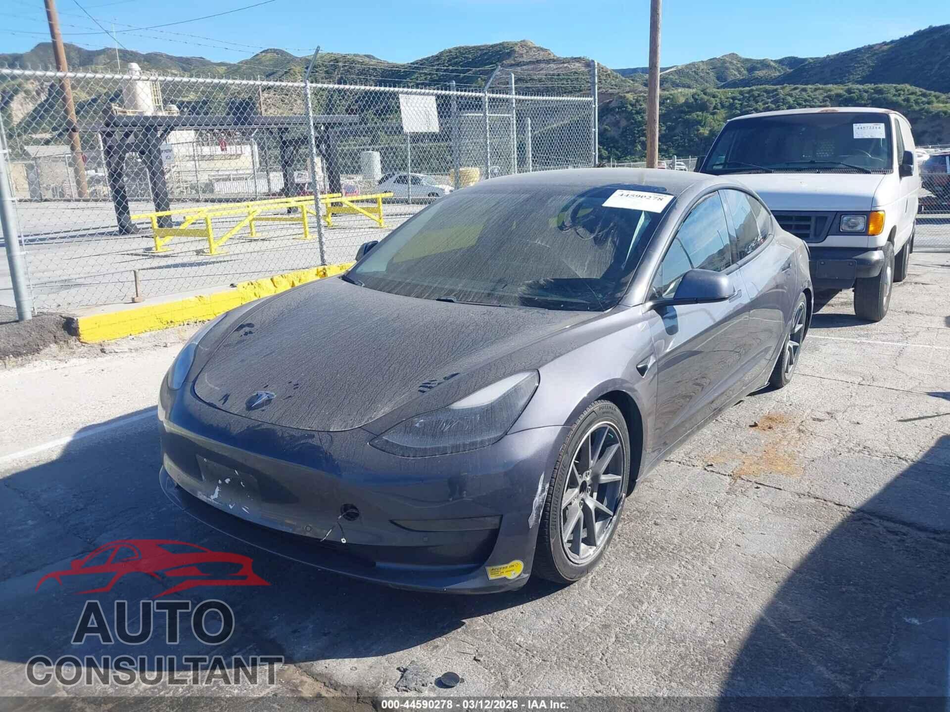 TESLA MODEL 3 2021 - 5YJ3E1EA4MF002668
