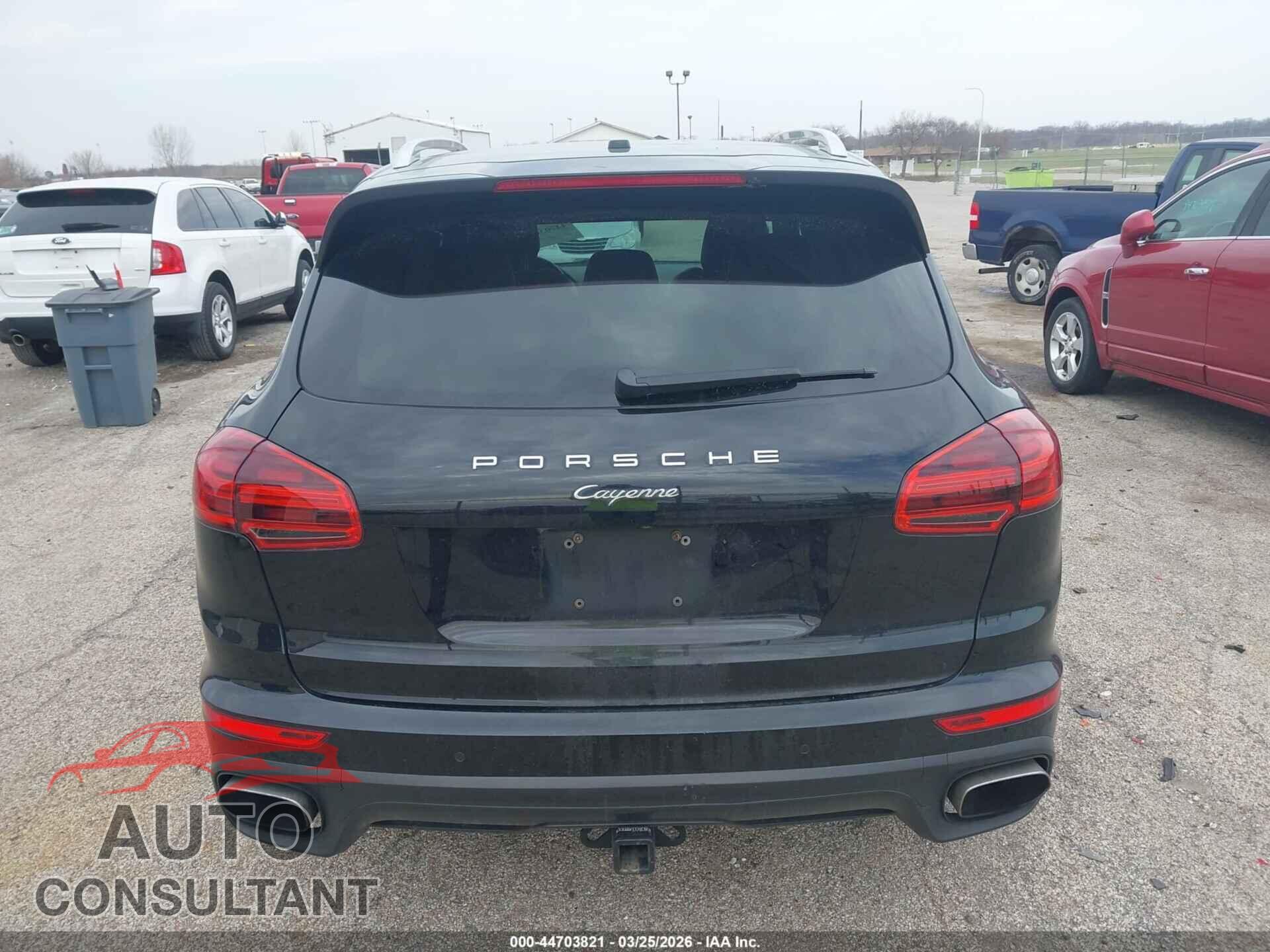 PORSCHE CAYENNE 2016 - WP1AA2A27GLA06219