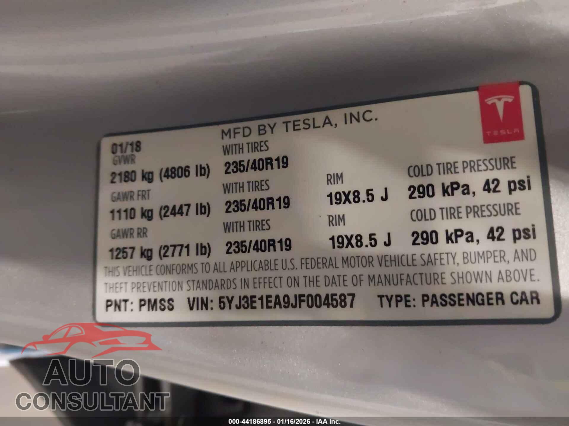TESLA MODEL 3 2018 - 5YJ3E1EA9JF004587