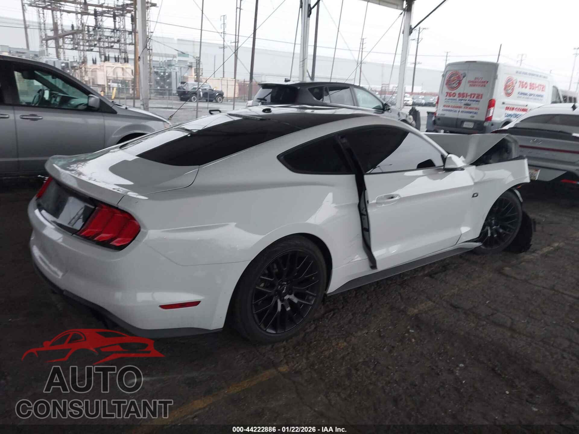 FORD MUSTANG 2018 - 1FA6P8CF9J5124914